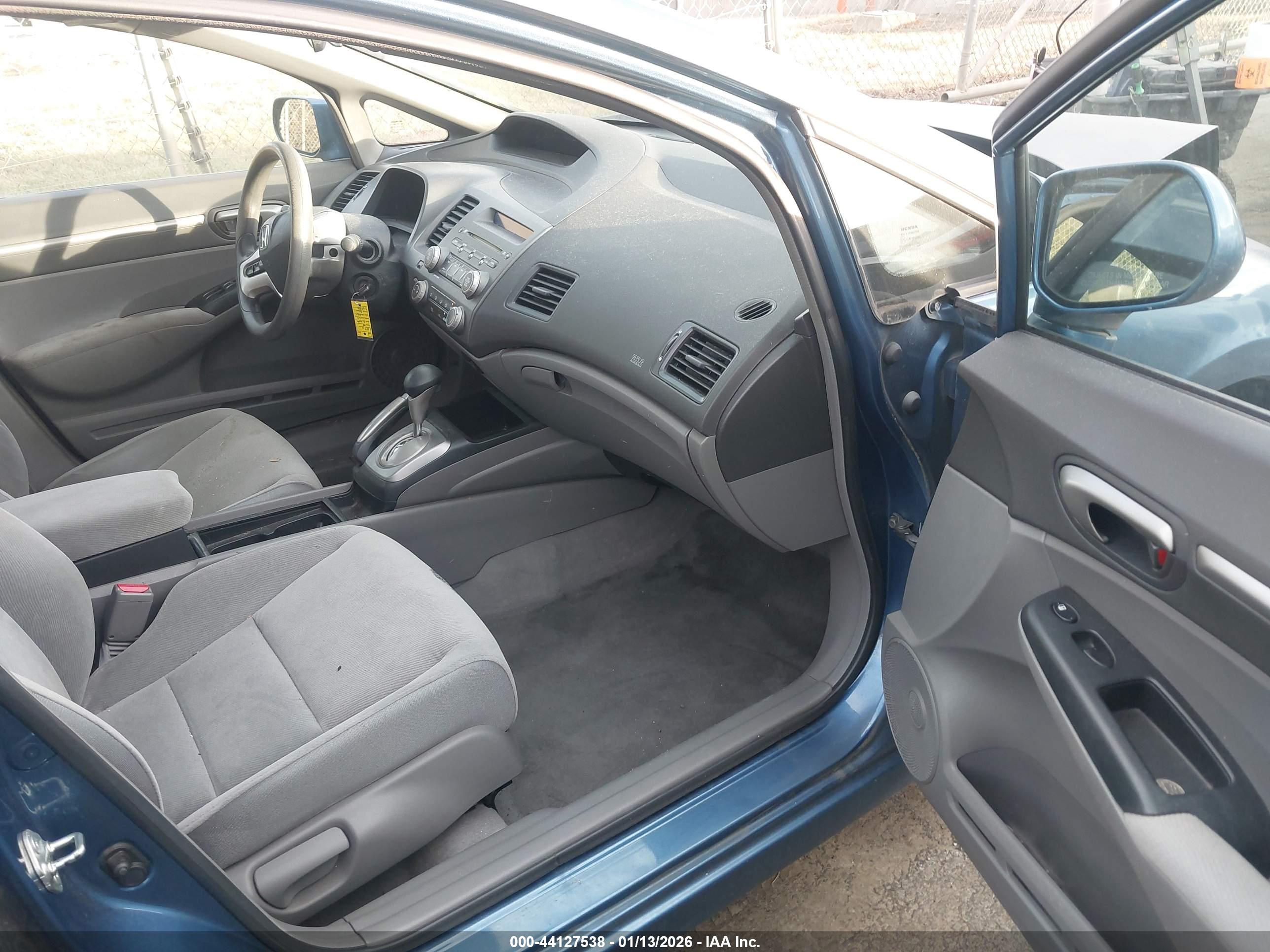HONDA CIVIC image 5