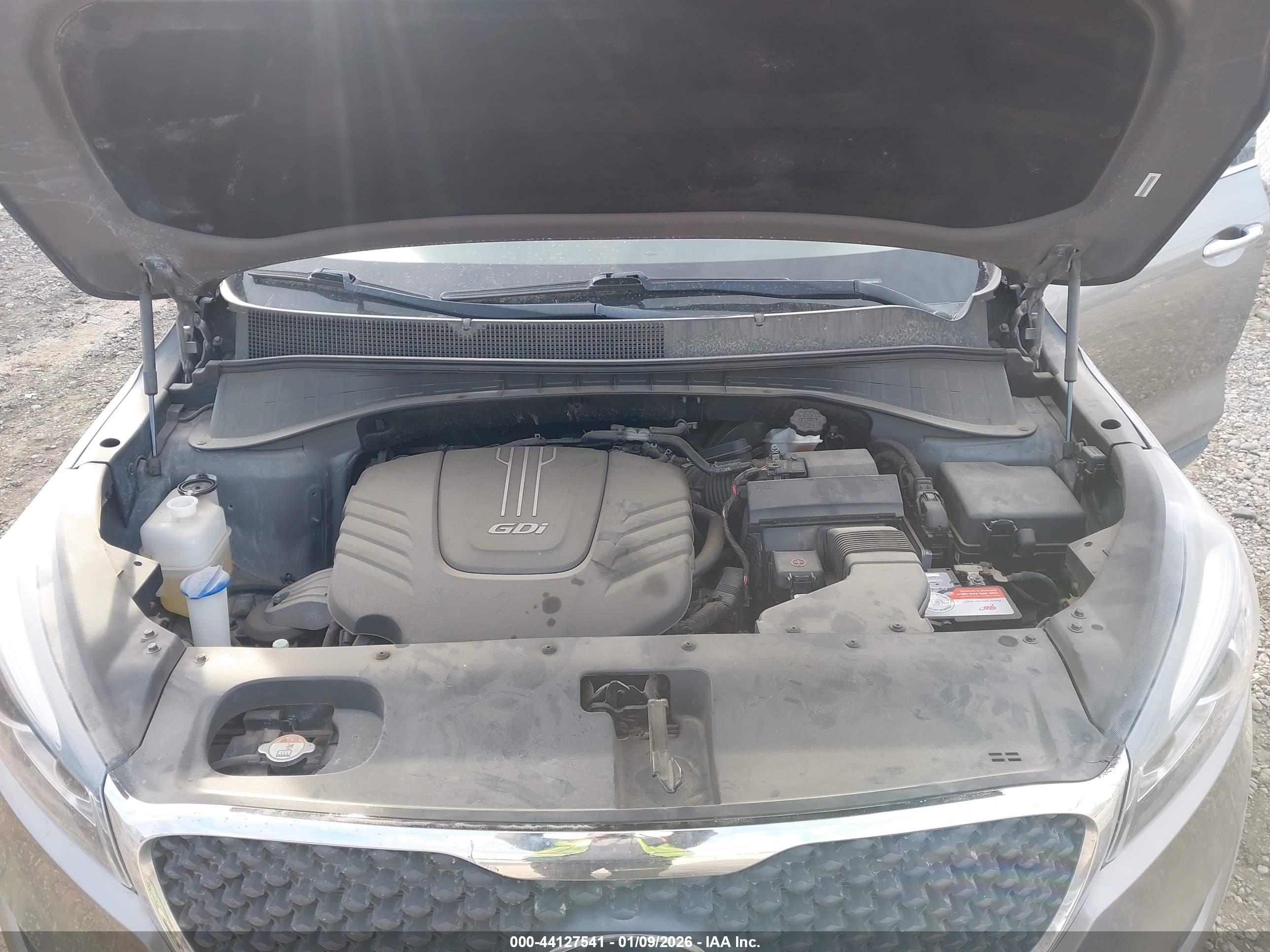 KIA SORENTO image 10