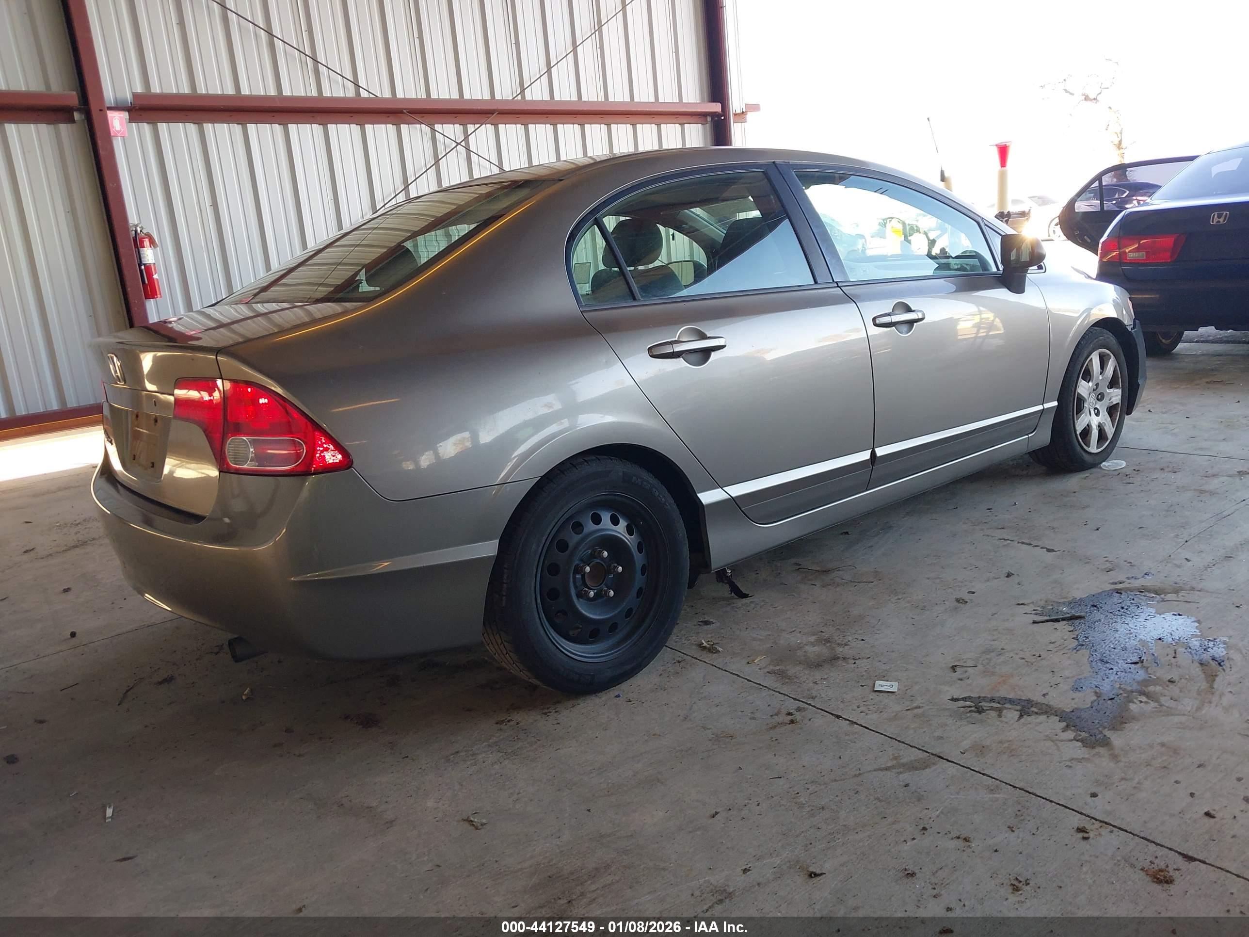HONDA CIVIC image 4