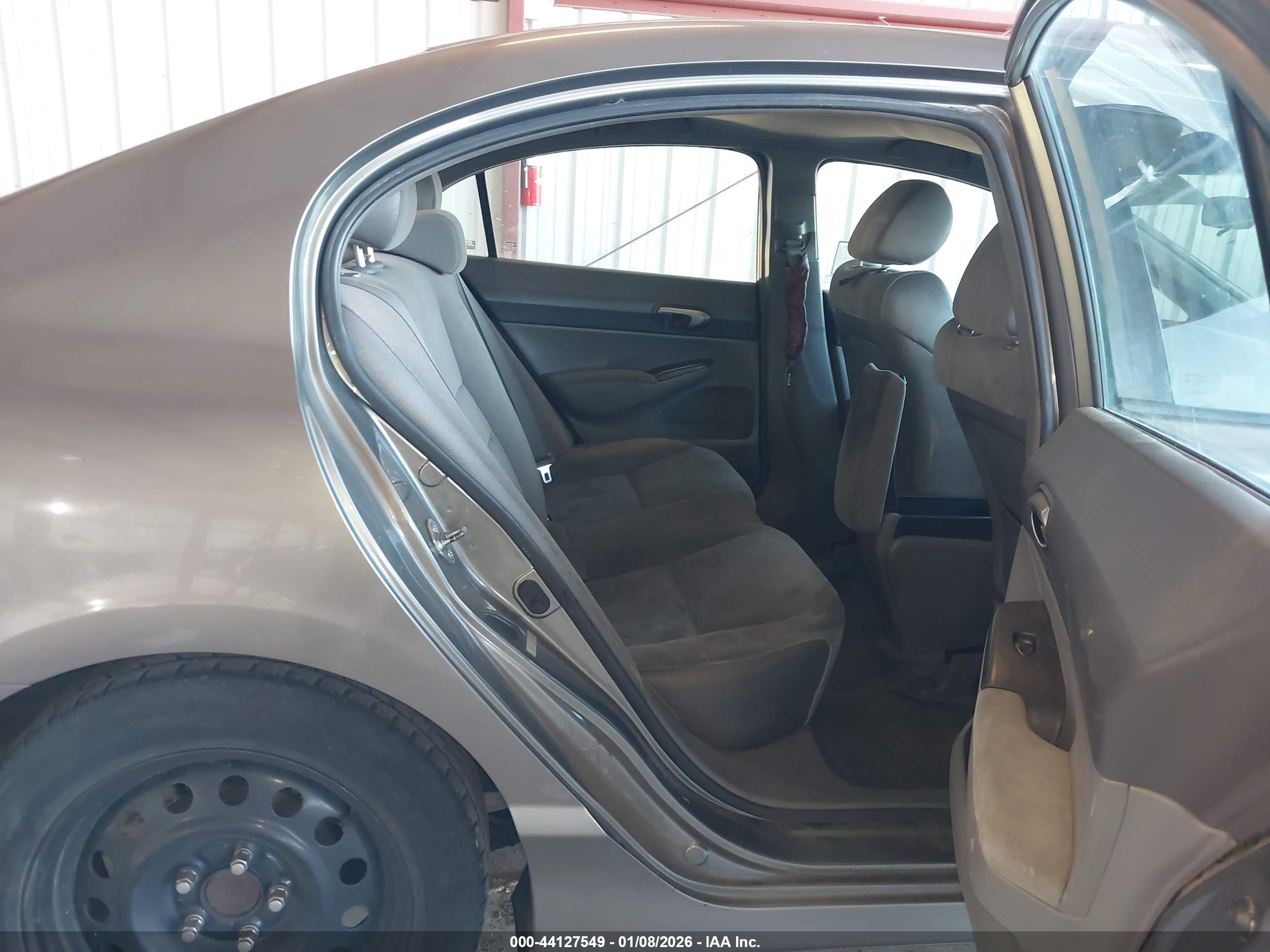 HONDA CIVIC image 8