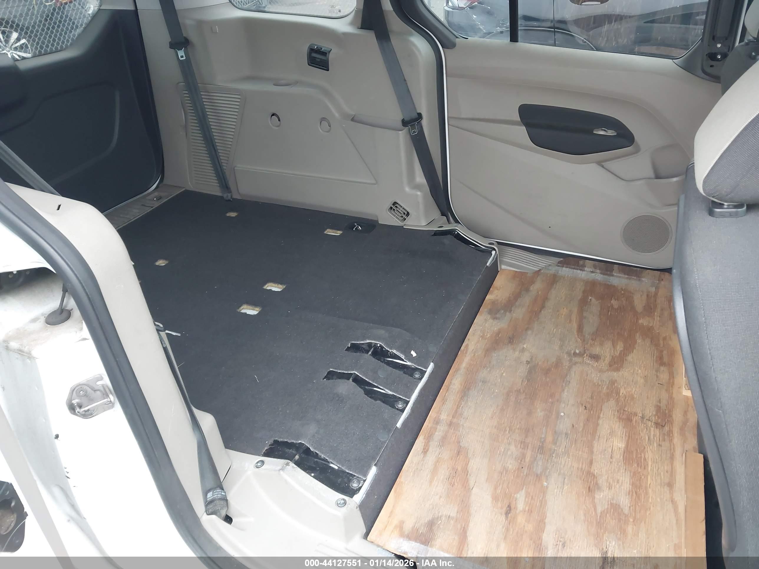 FORD TRANSIT image 8
