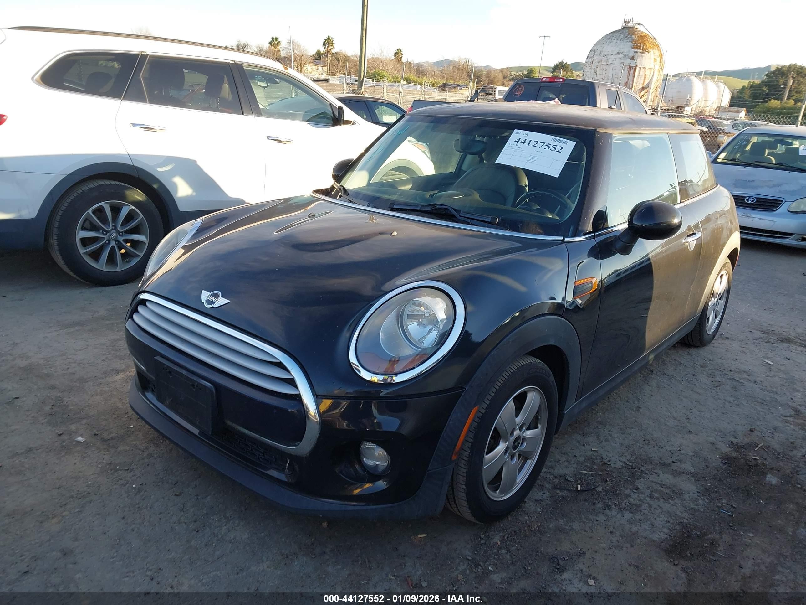 MINI COOPER image 6