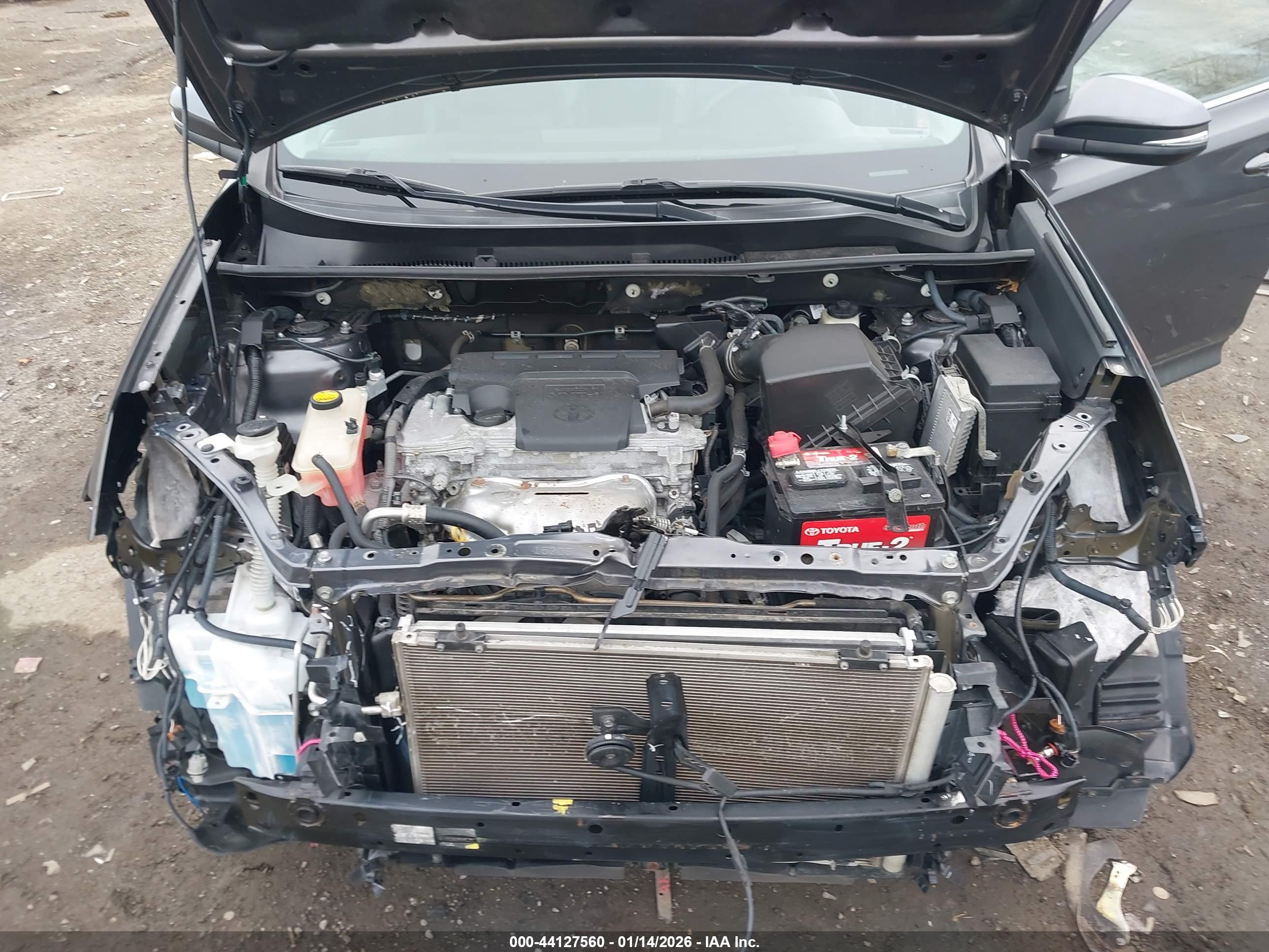 TOYOTA RAV4 image 10