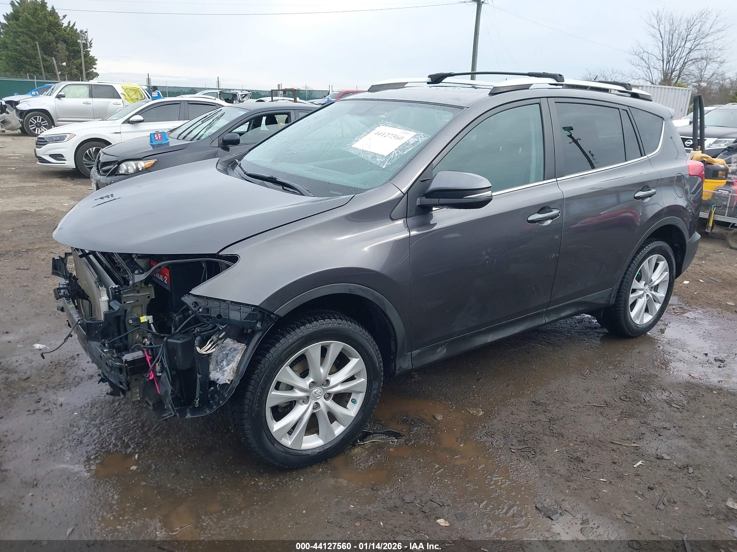 TOYOTA RAV4 image 2
