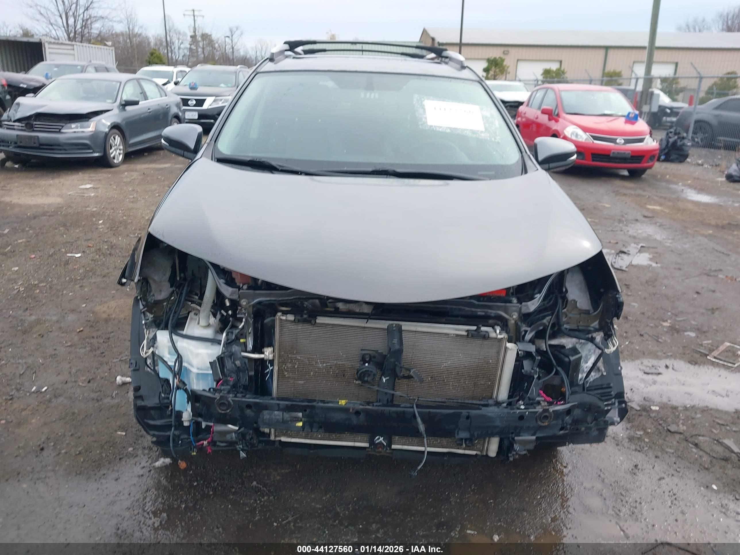TOYOTA RAV4 image 6