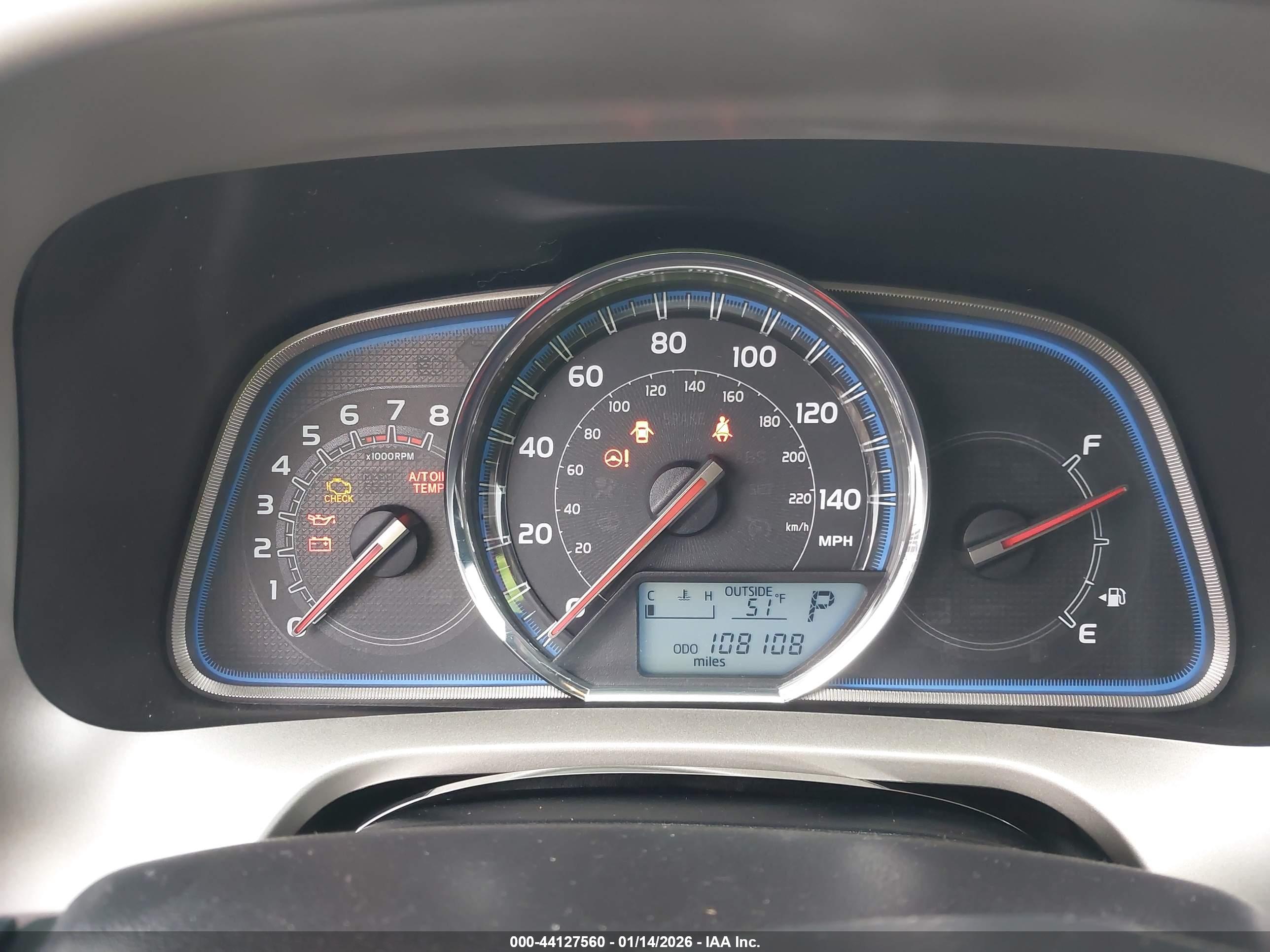 TOYOTA RAV4 image 7