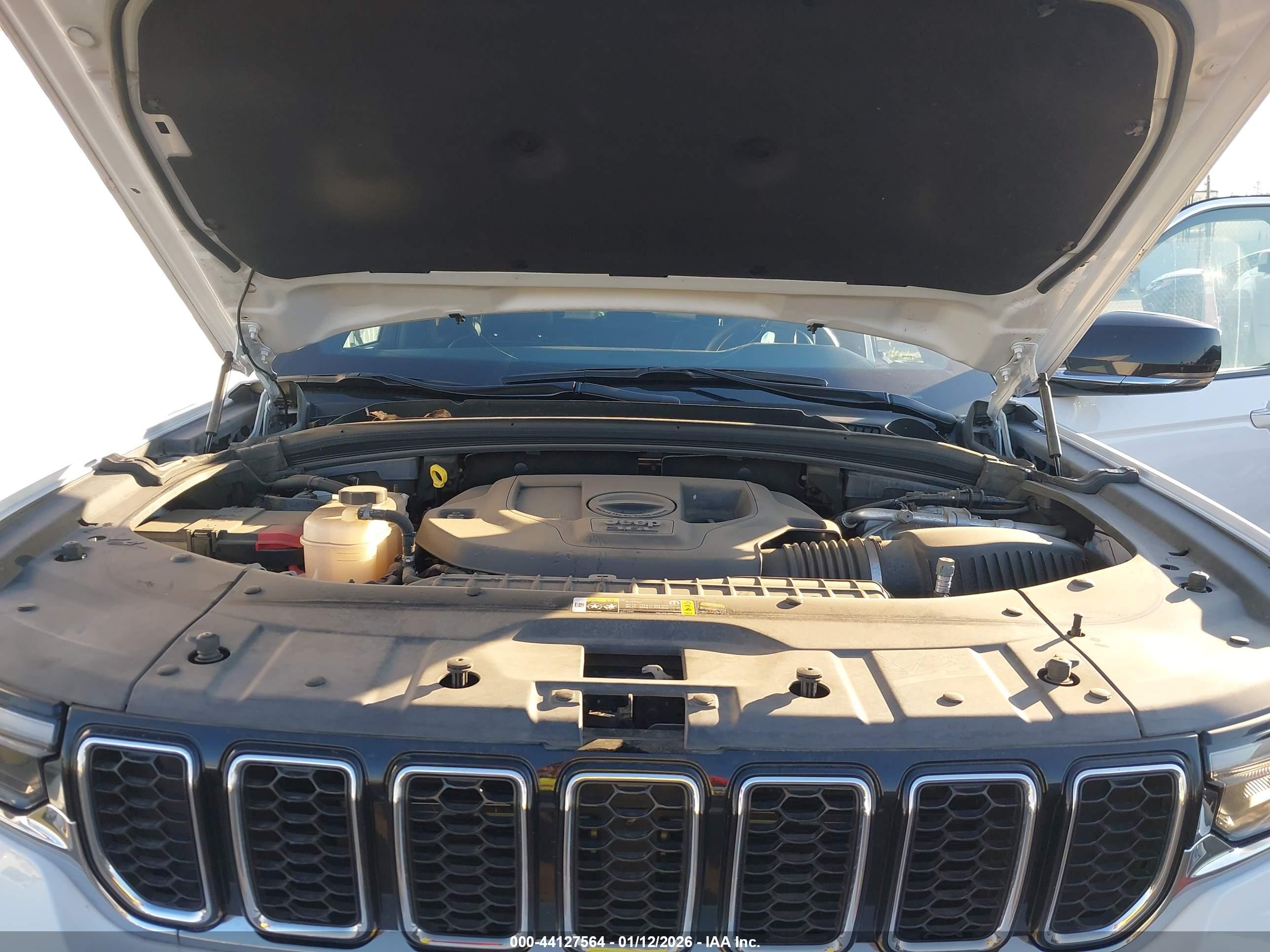 JEEP GRAND image 10