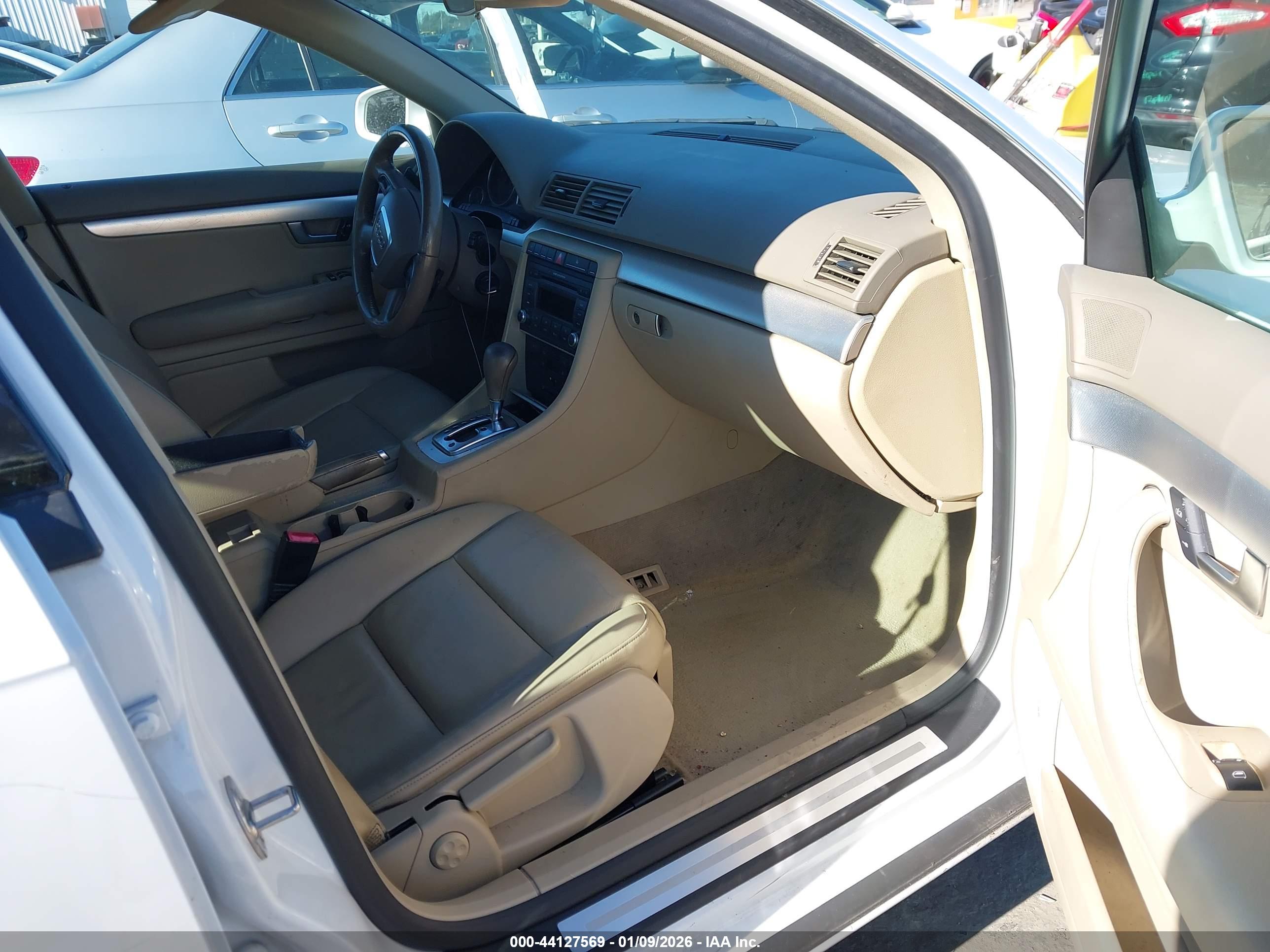 AUDI A4 image 5