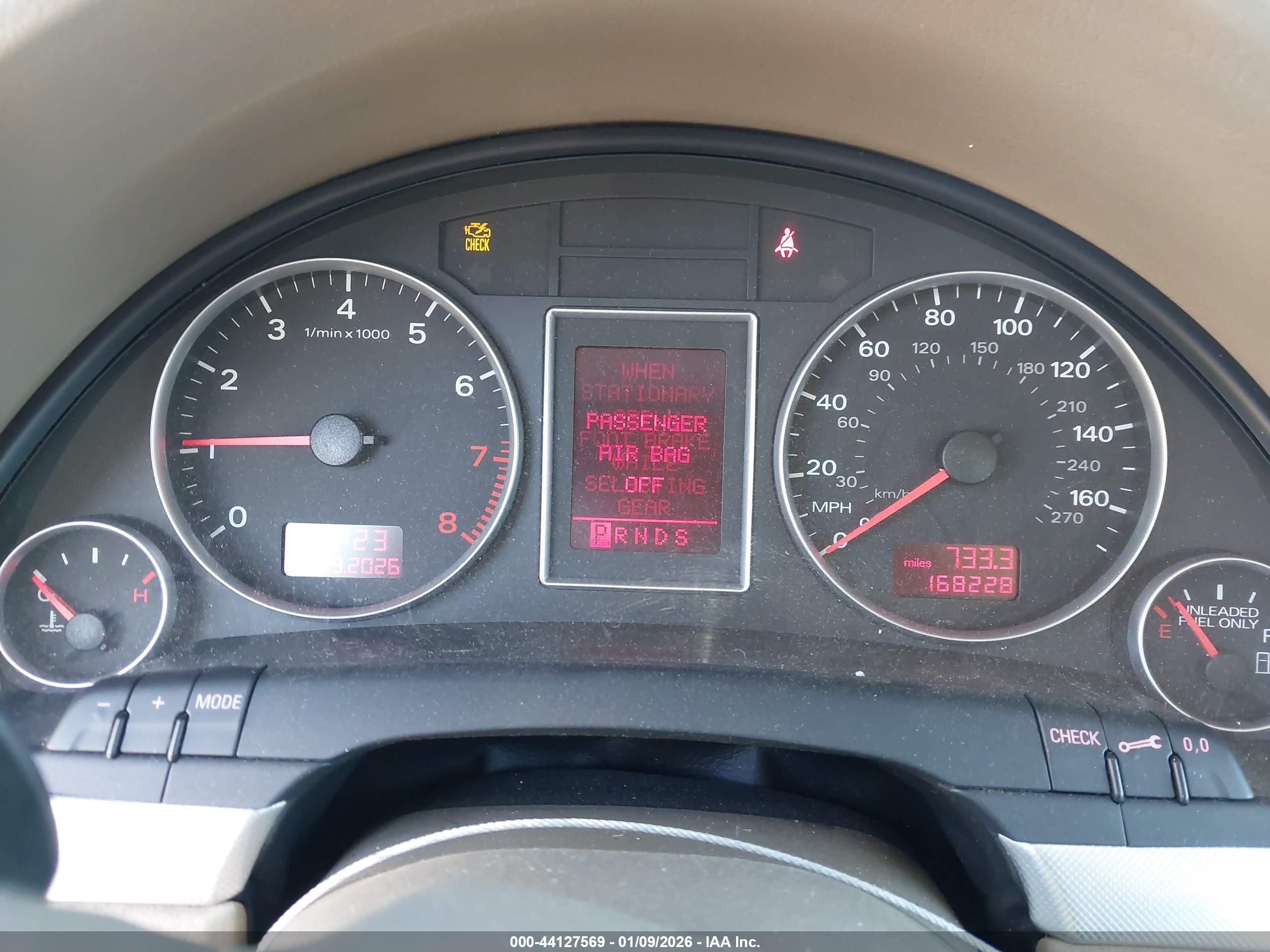 AUDI A4 image 7