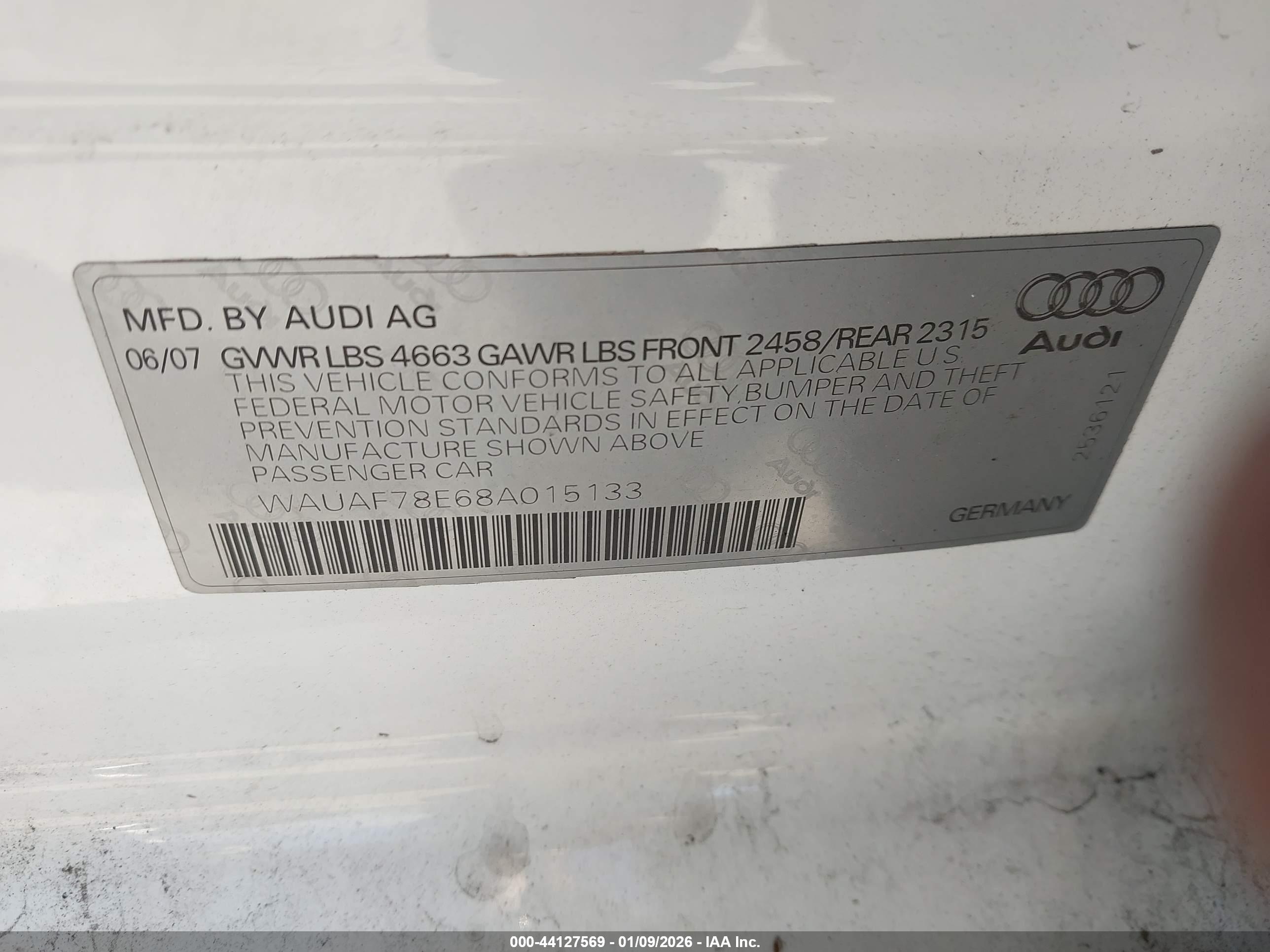 AUDI A4 image 9