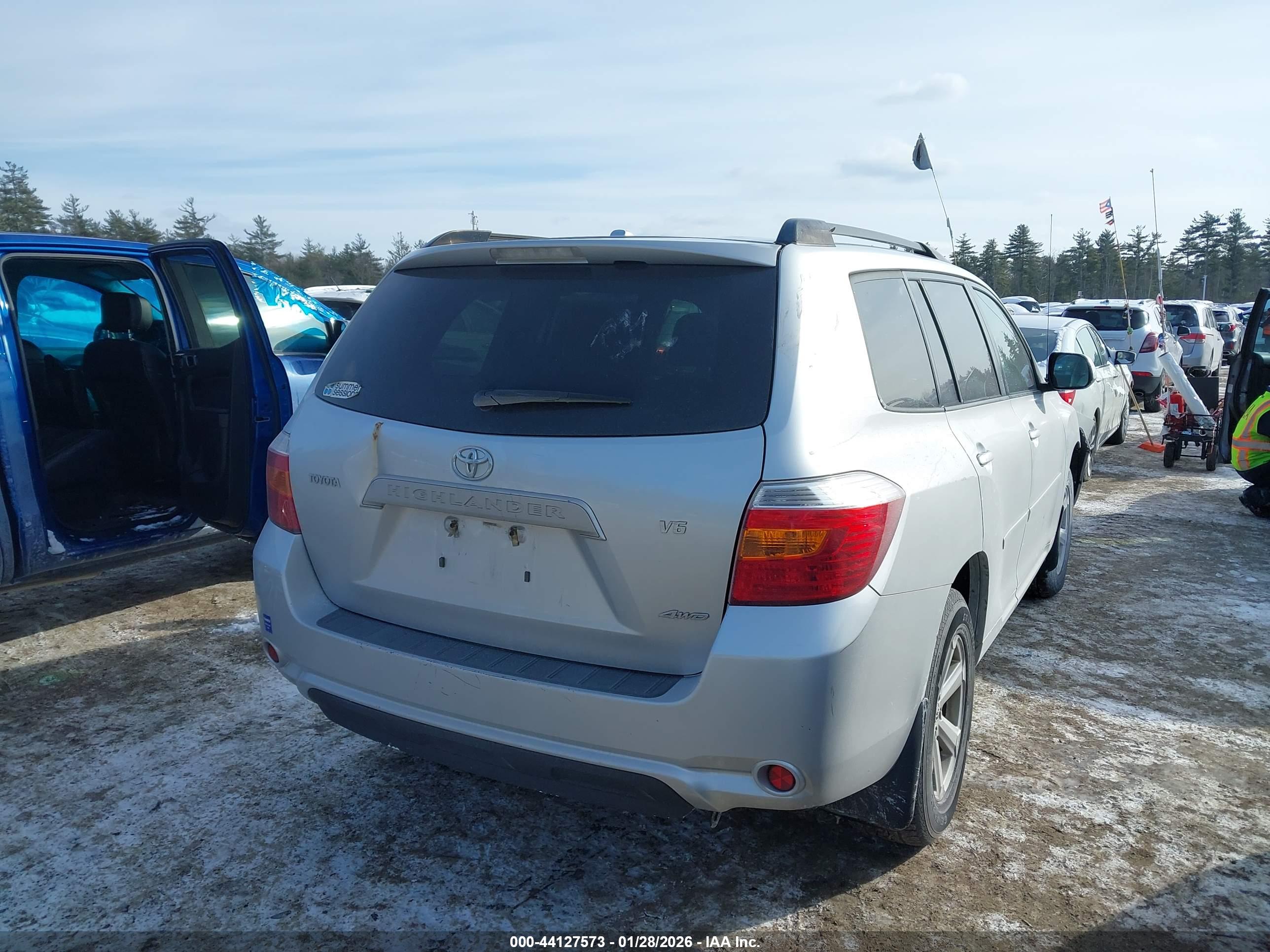 TOYOTA HIGHLANDER image 4