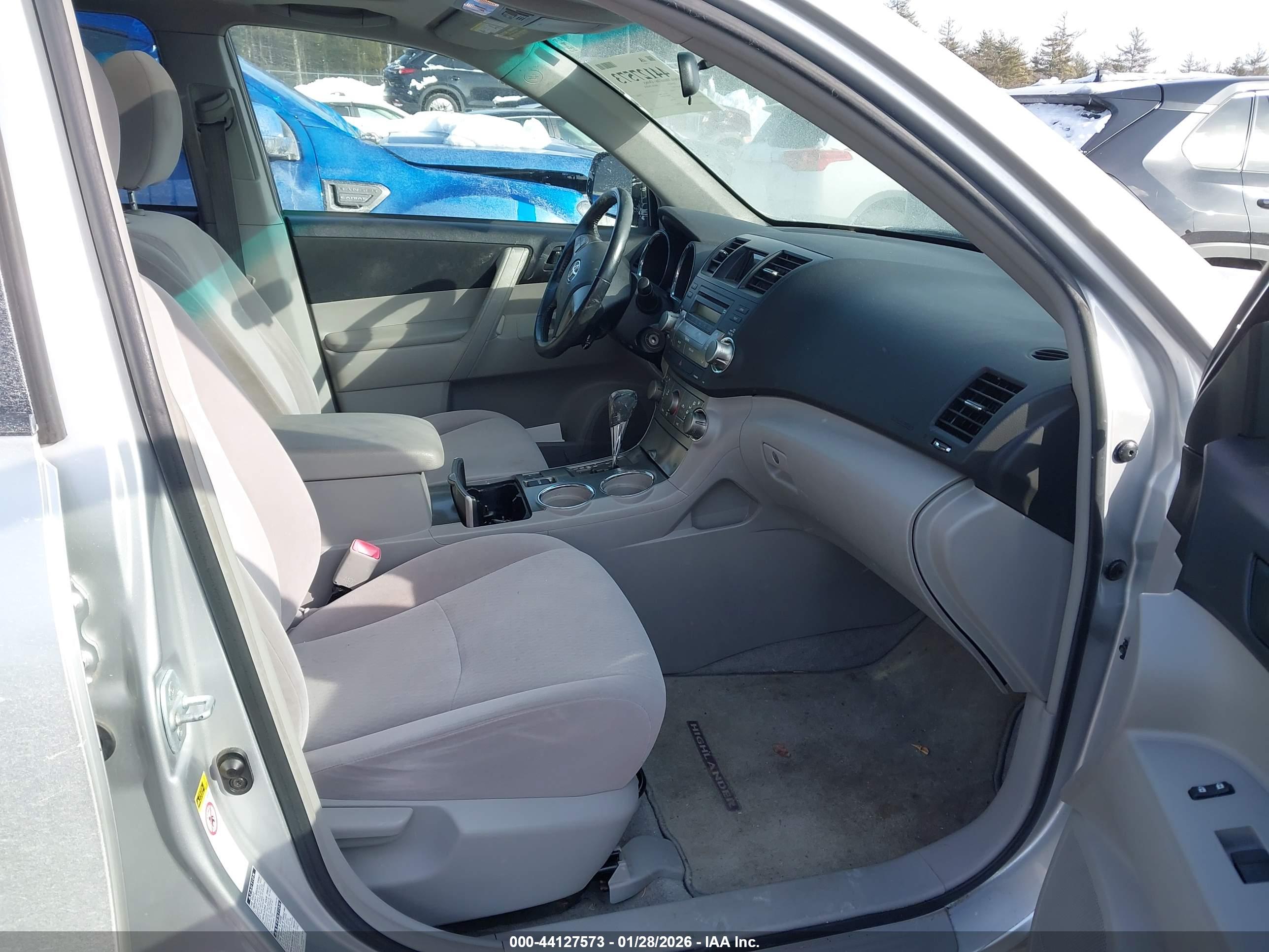 TOYOTA HIGHLANDER image 5