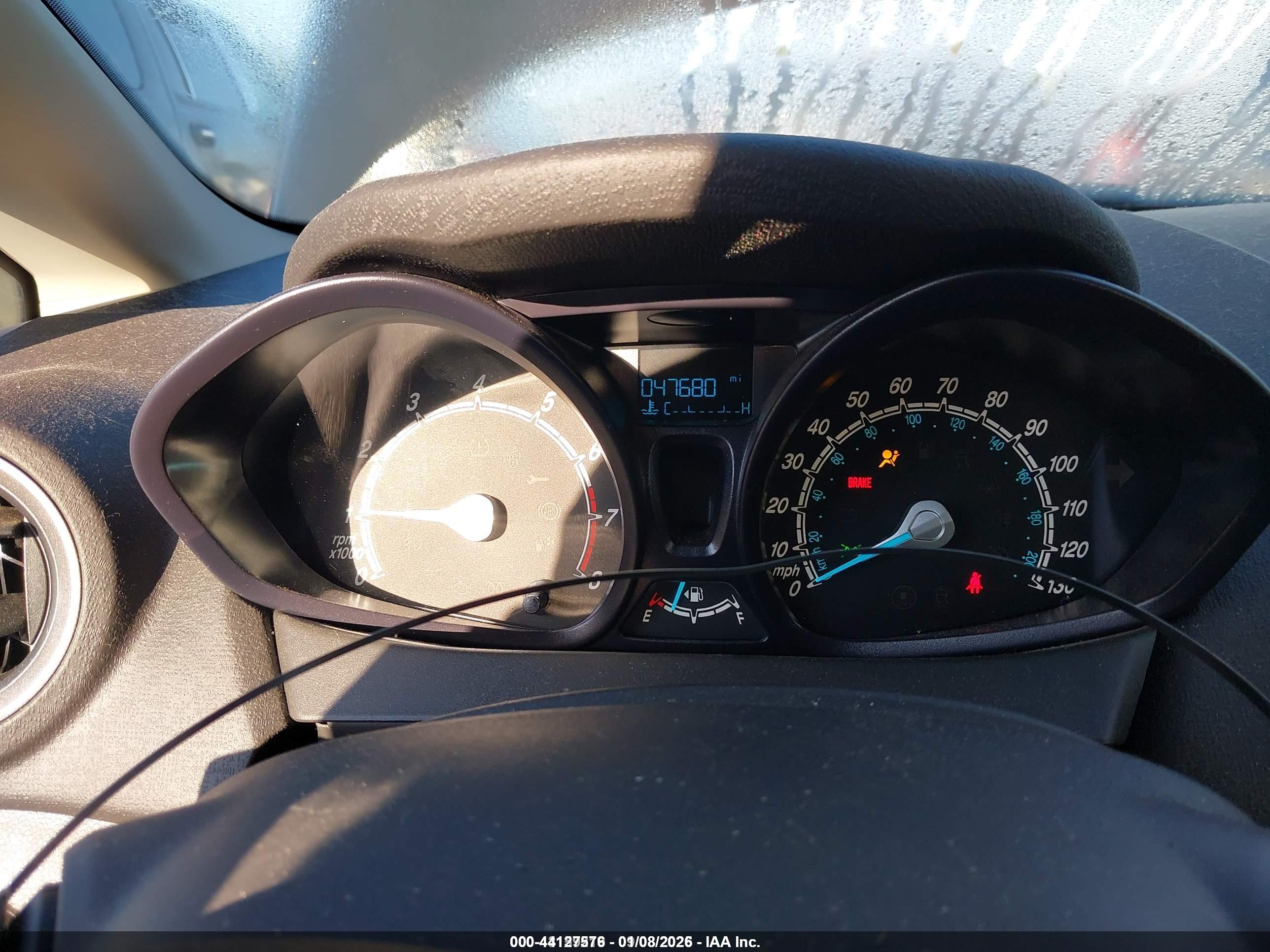 FORD FIESTA image 7