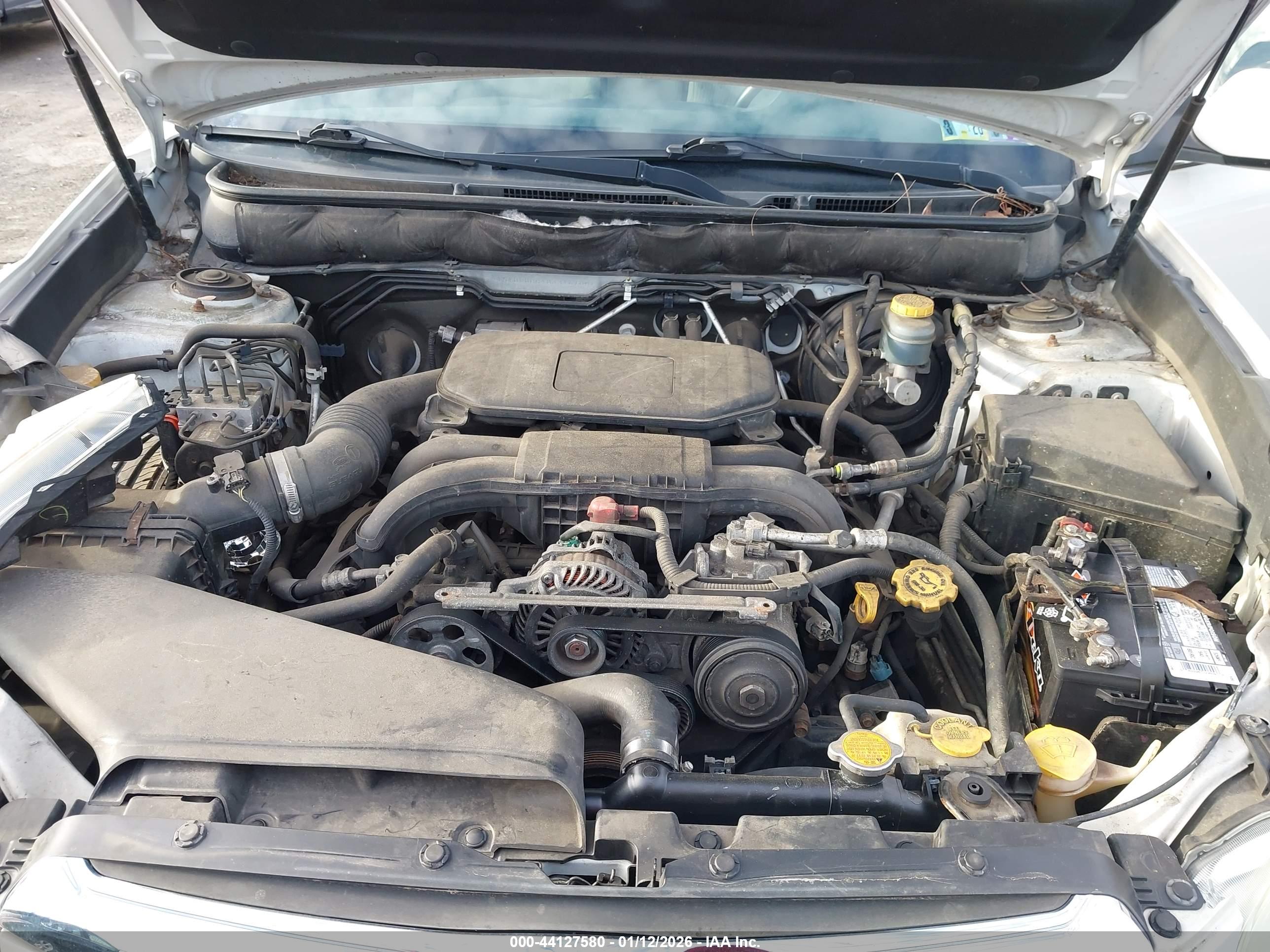 SUBARU OUTBACK image 10