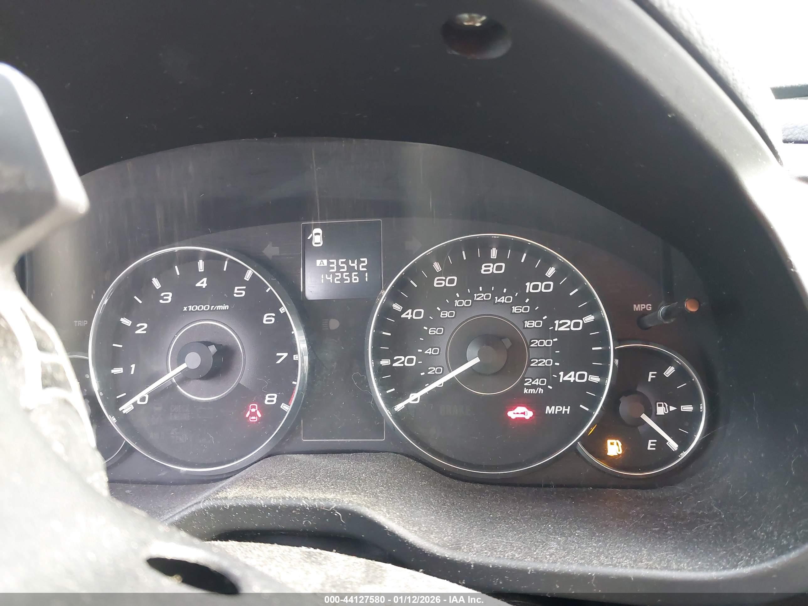 SUBARU OUTBACK image 7