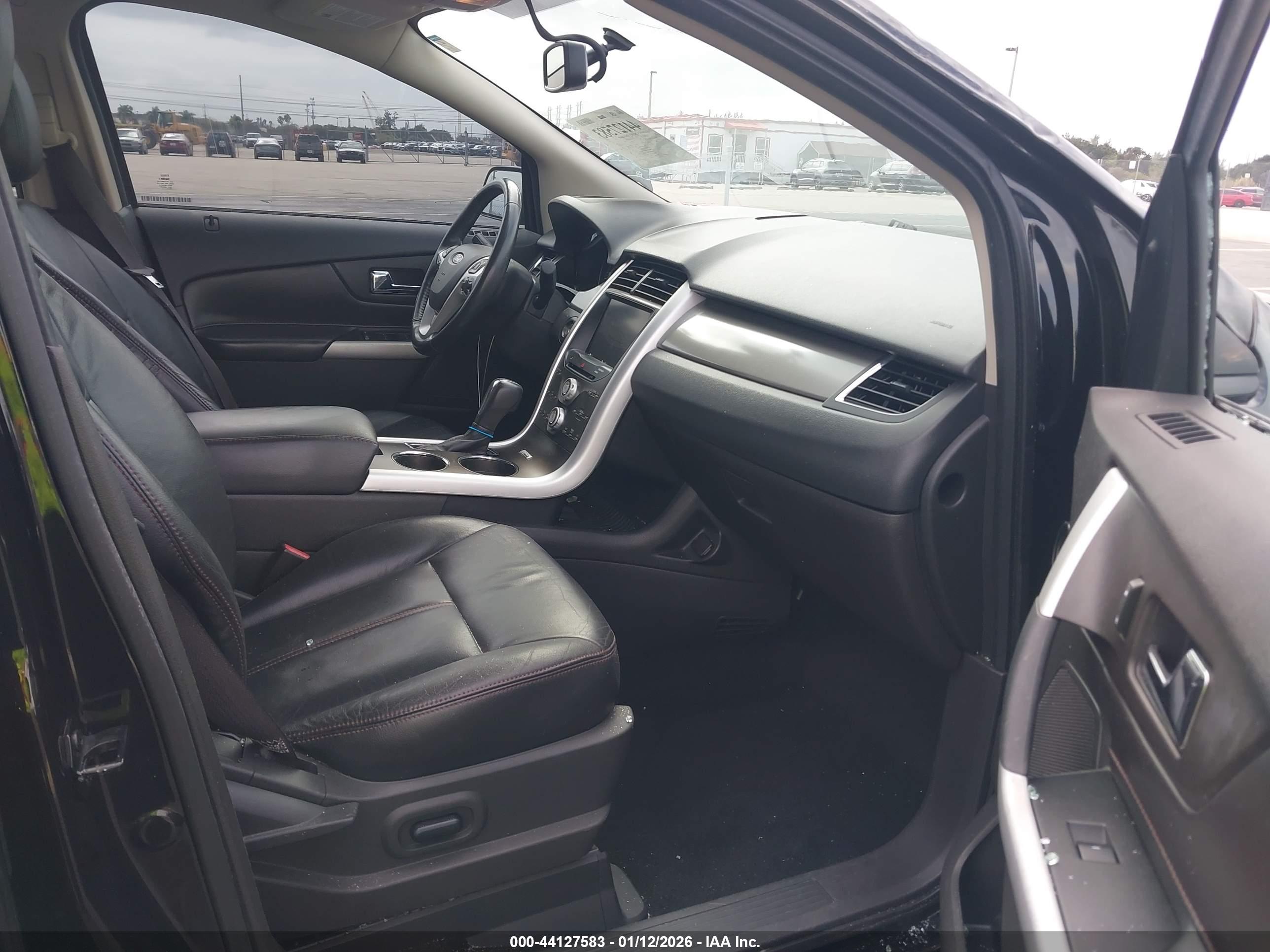 FORD EDGE image 5