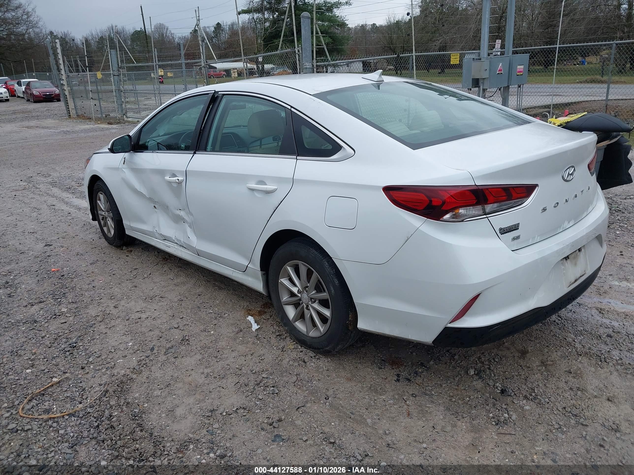 HYUNDAI SONATA image 3