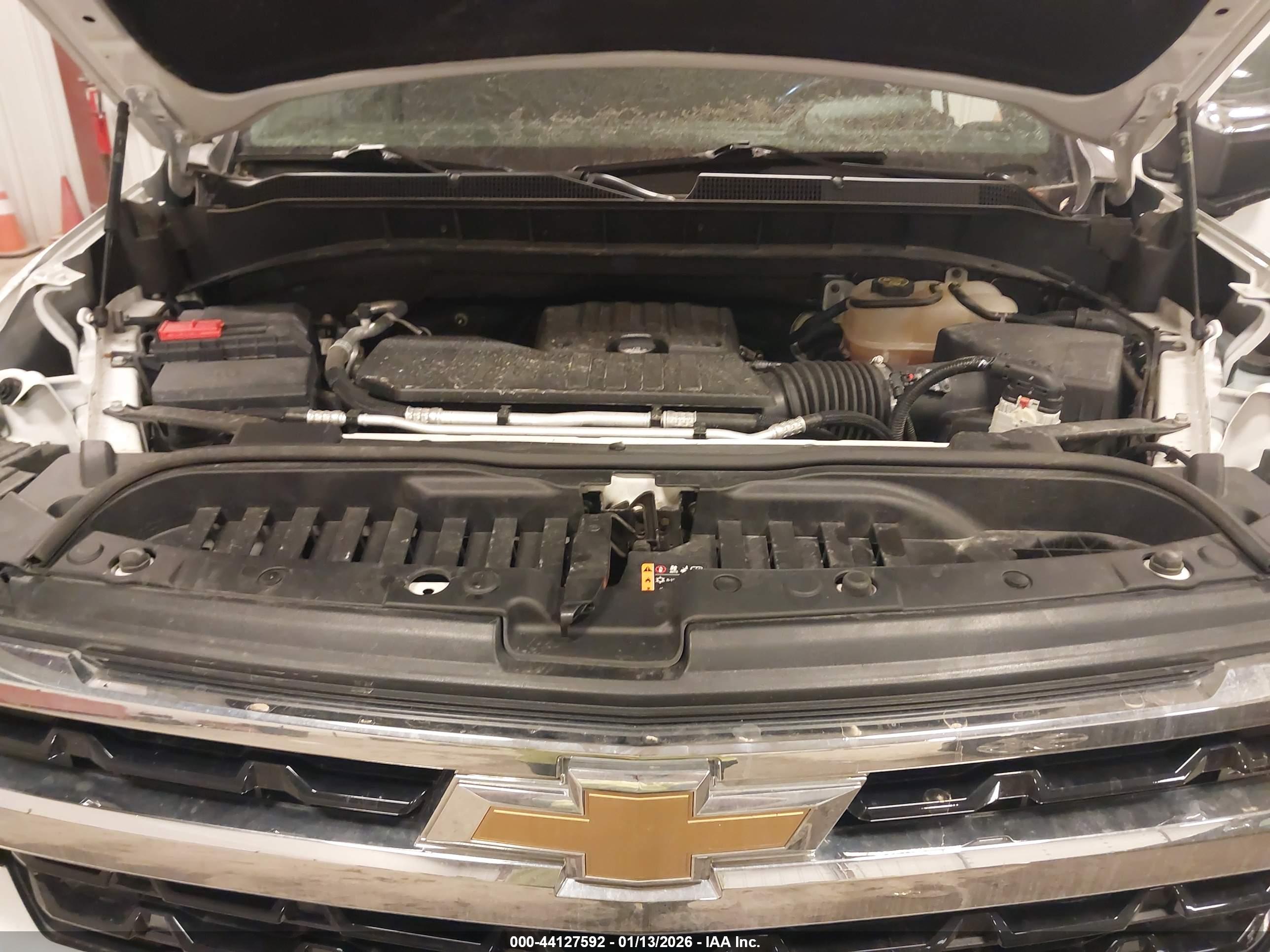 CHEVROLET SILVERADO image 10