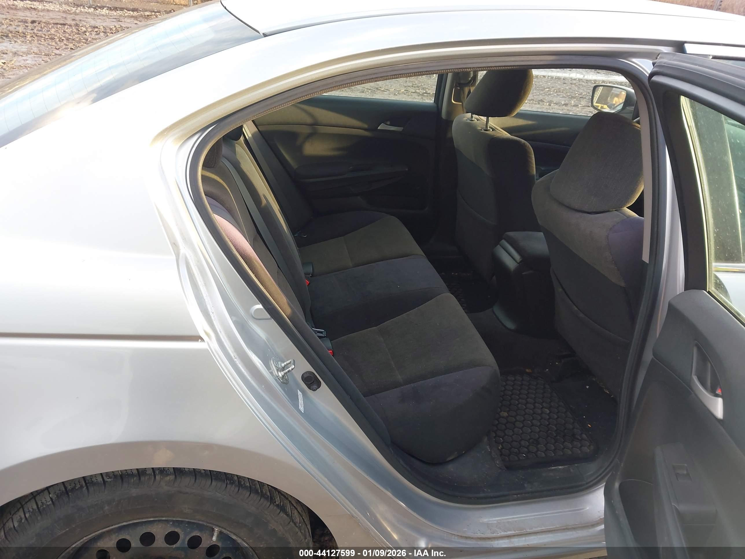 HONDA ACCORD image 8