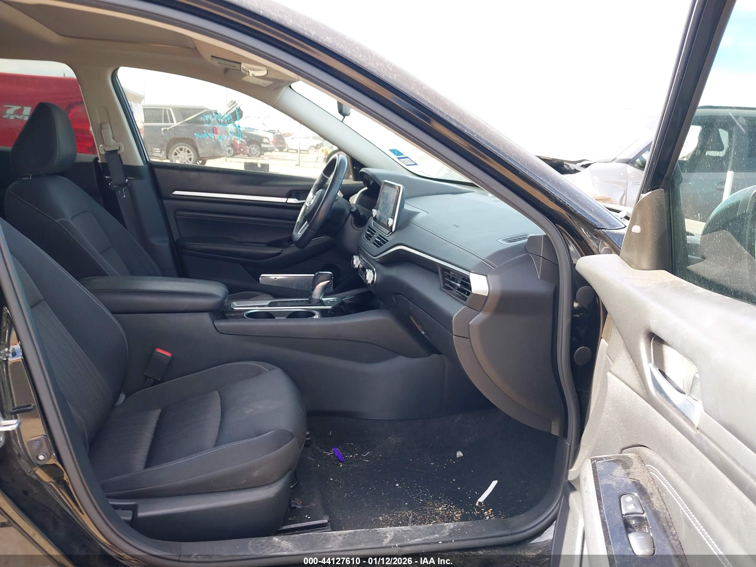 NISSAN ALTIMA image 5