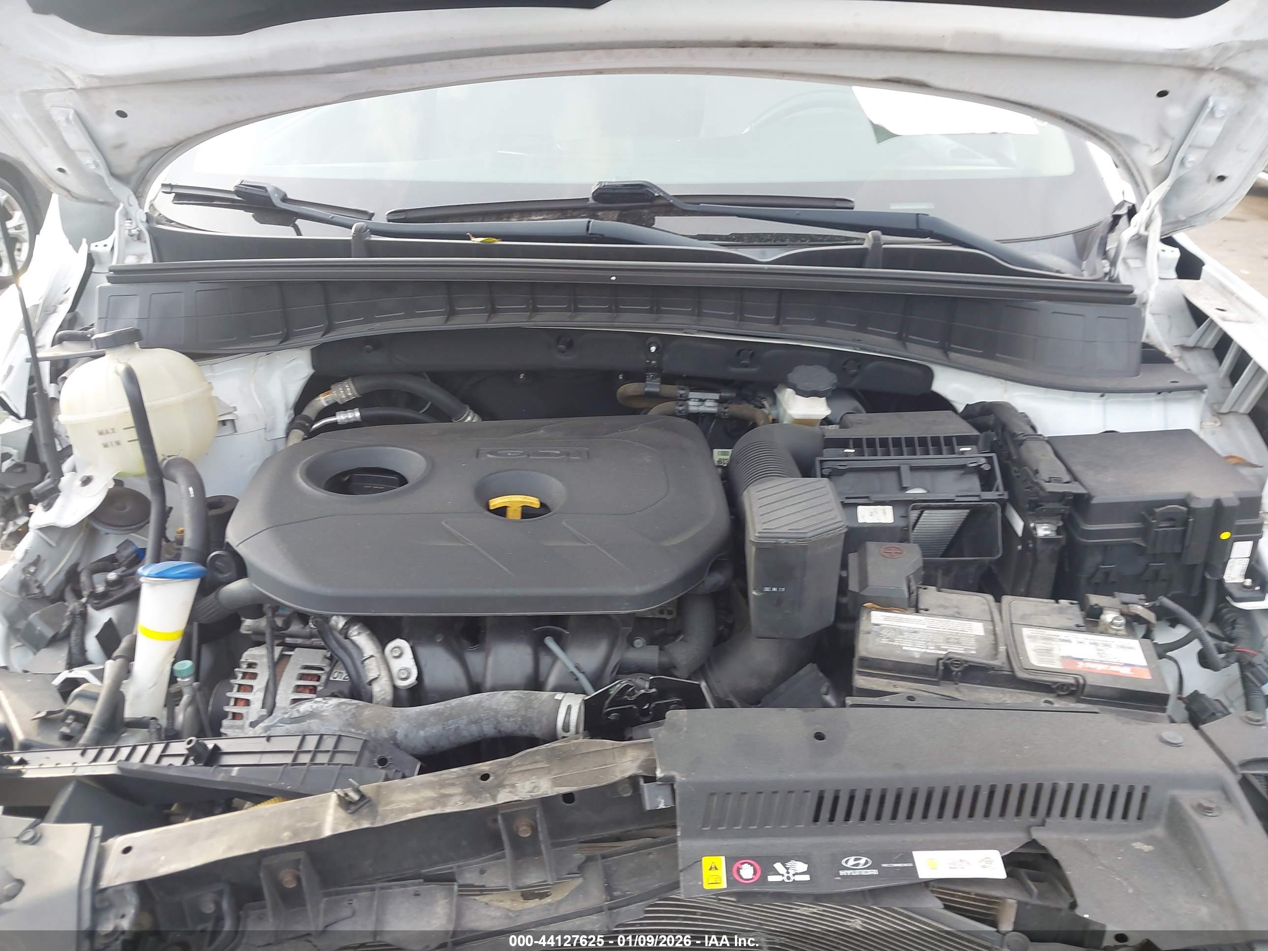 HYUNDAI TUCSON image 10