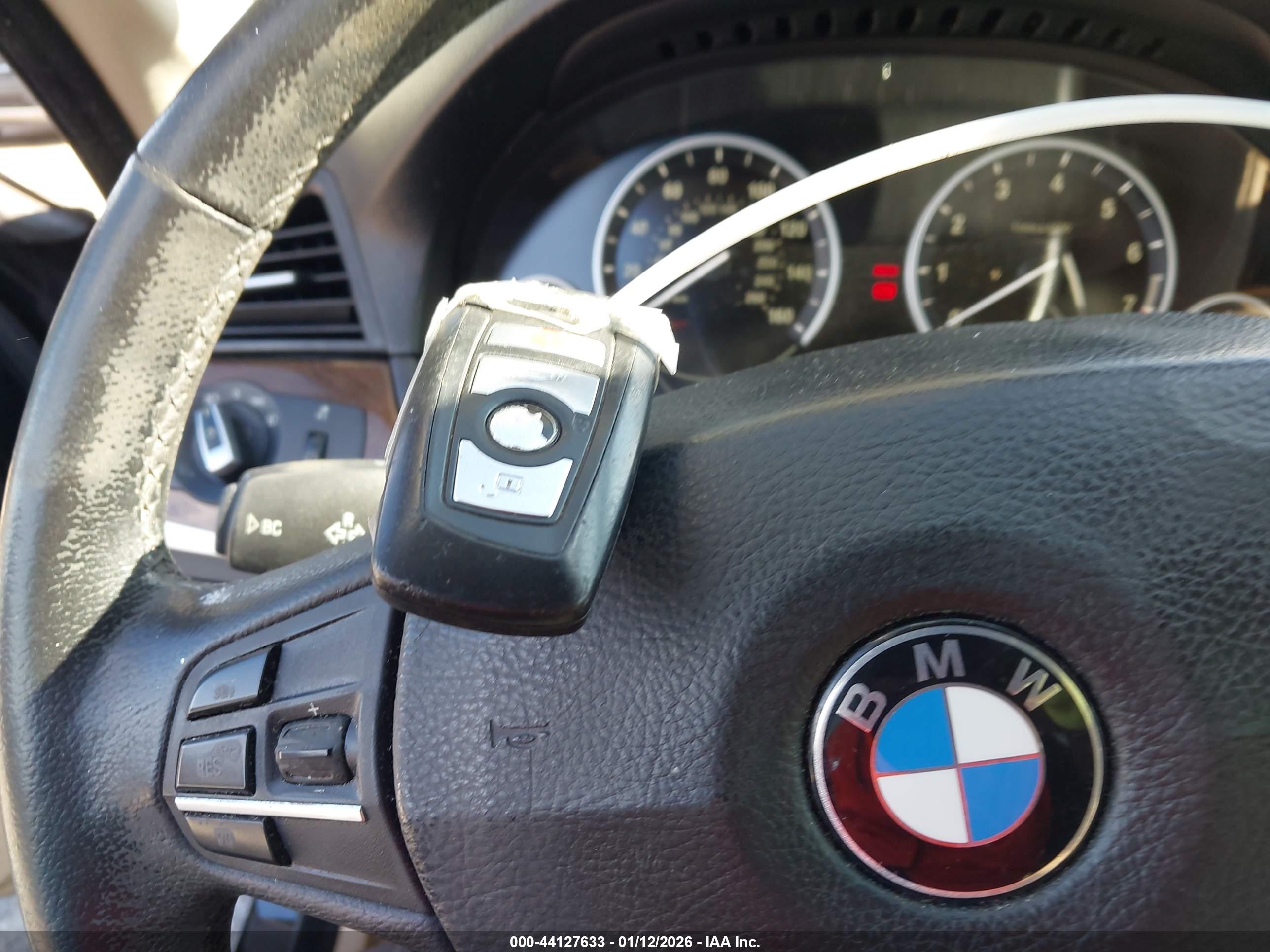 BMW 528 image 11