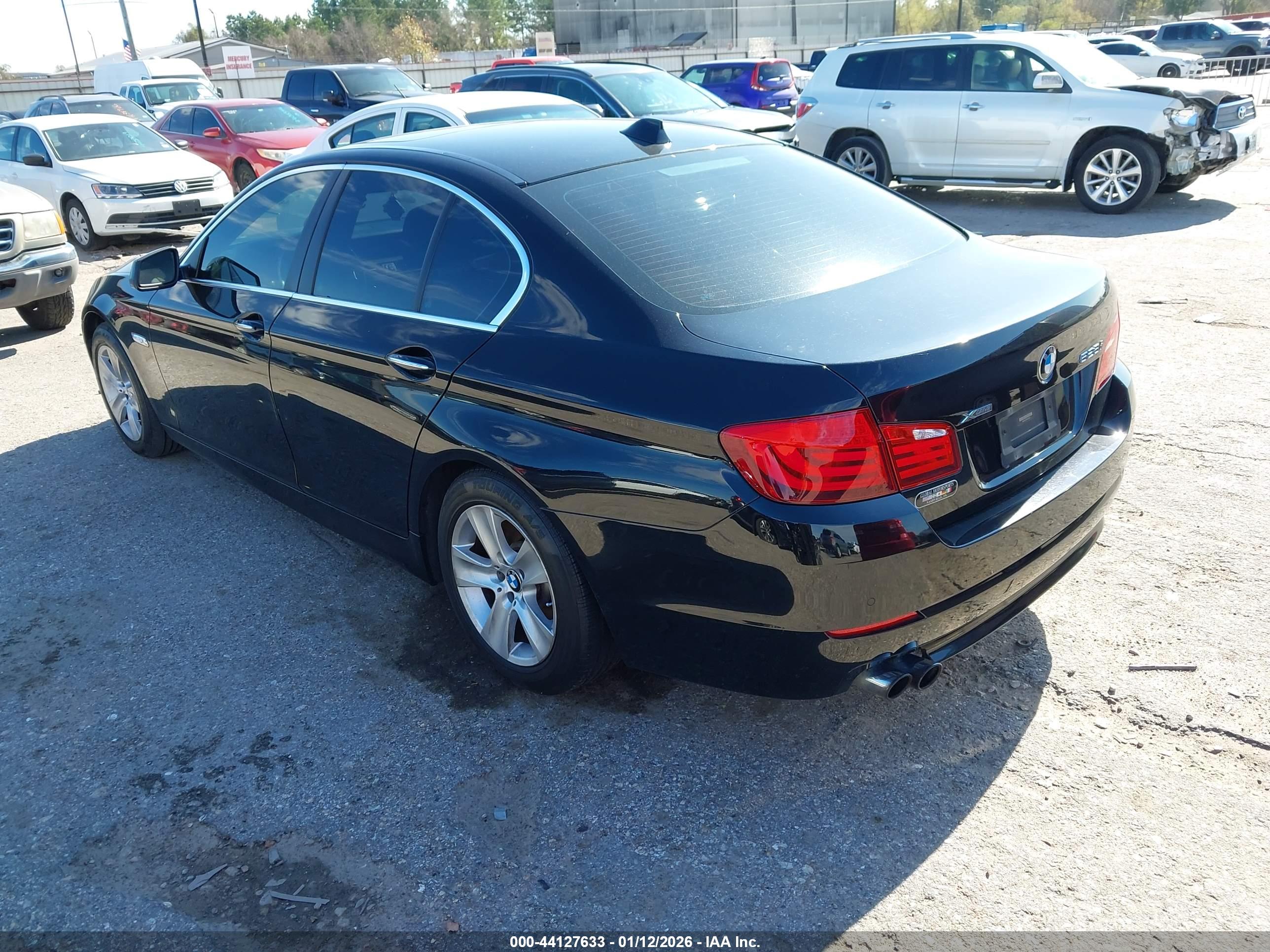BMW 528 image 3