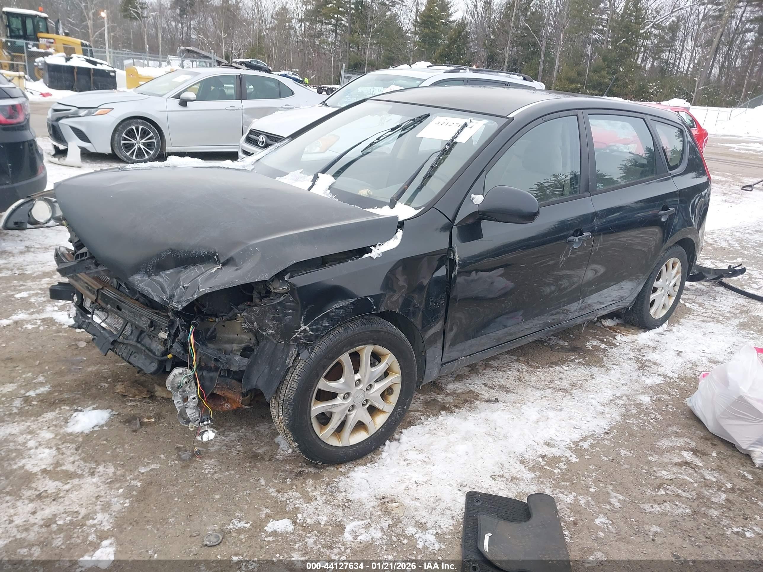 HYUNDAI ELANTRA image 2