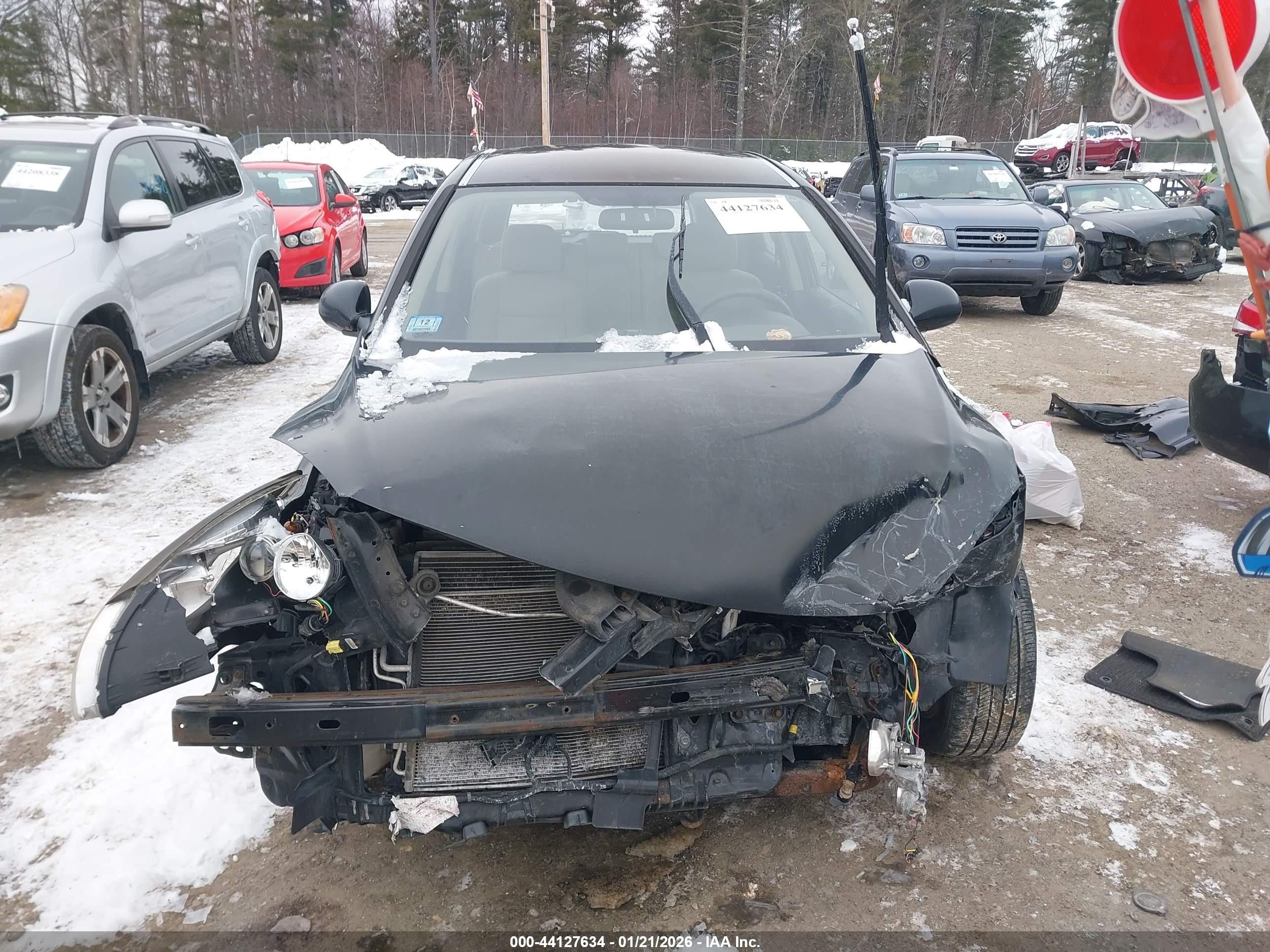 HYUNDAI ELANTRA image 6
