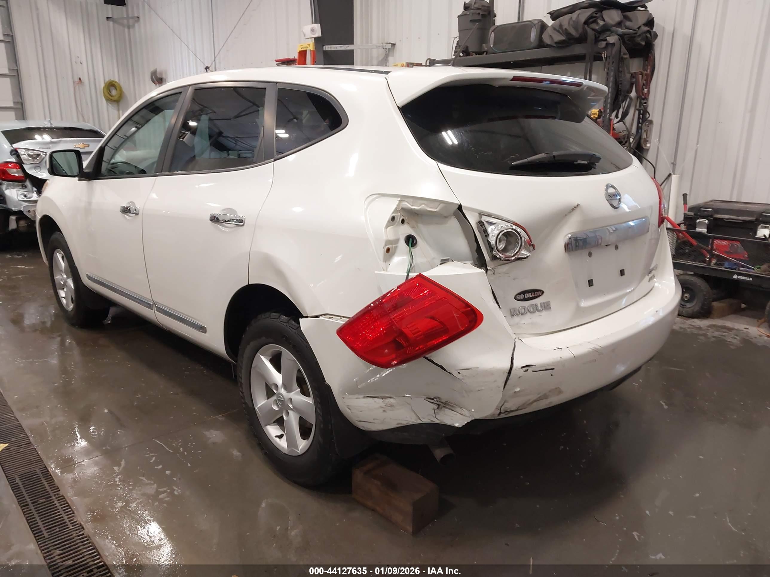 NISSAN ROGUE image 6