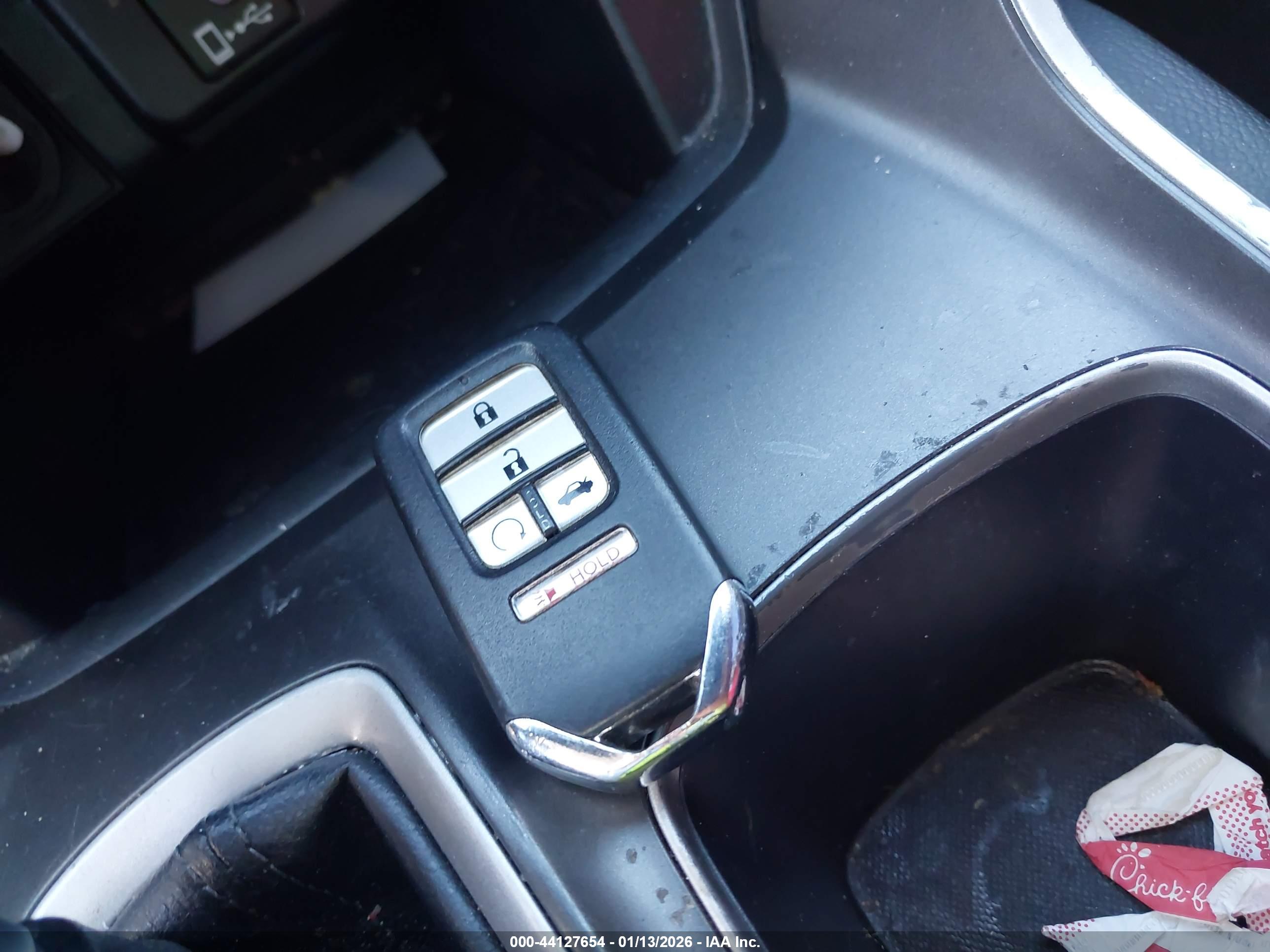 HONDA ACCORD image 11