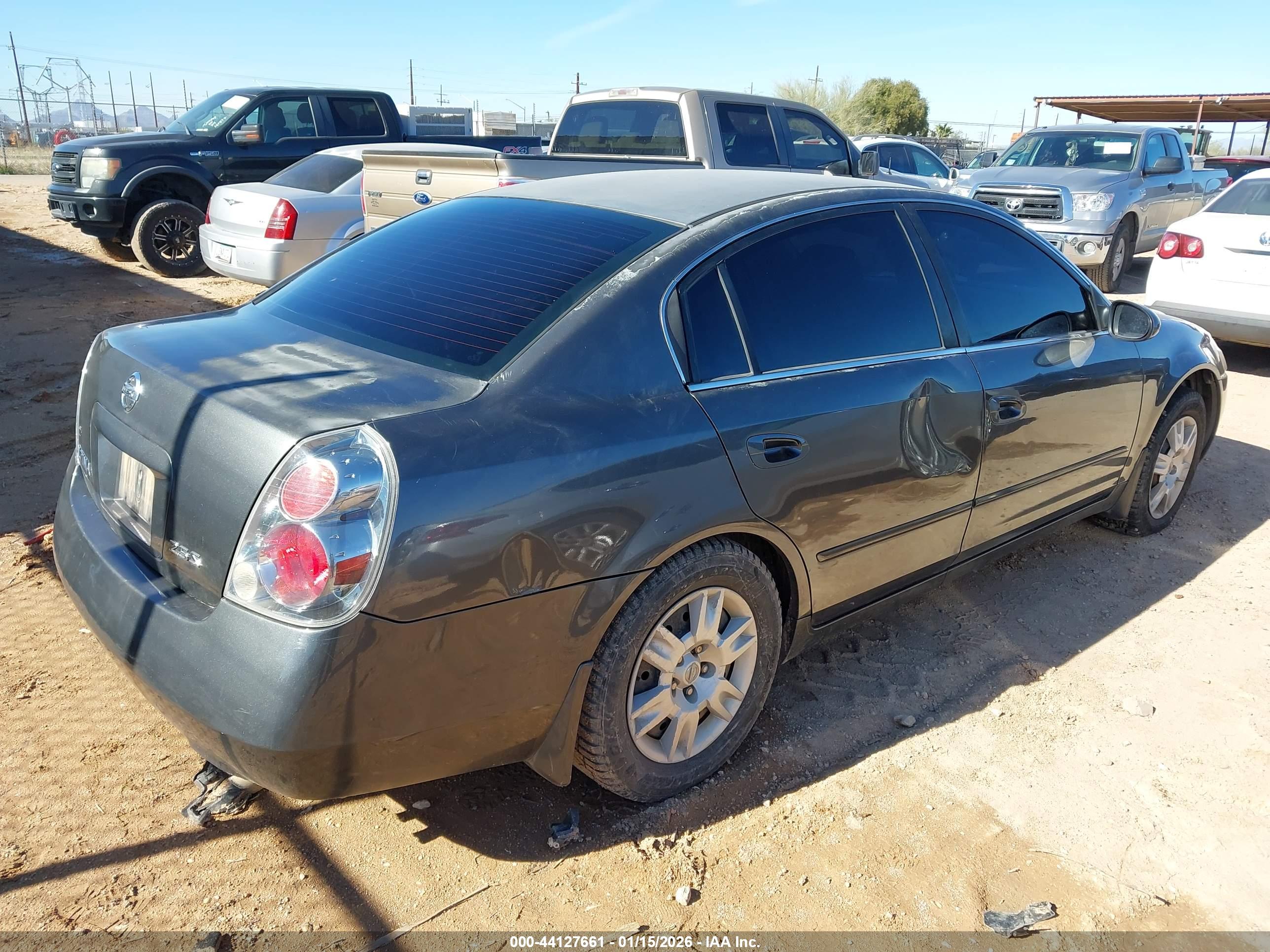 NISSAN ALTIMA image 4