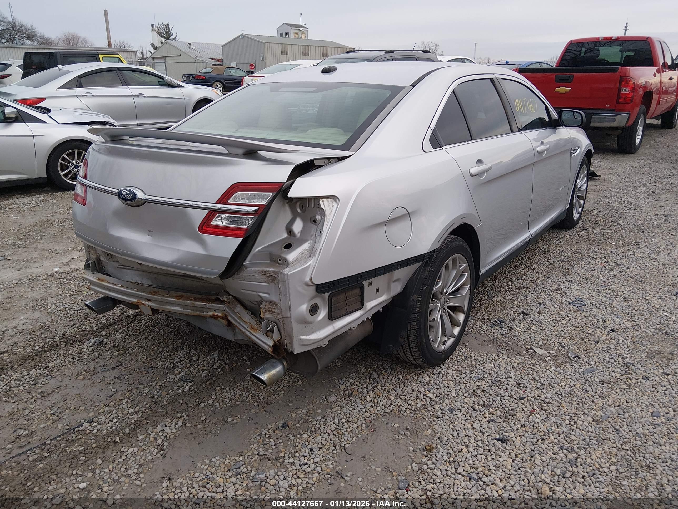 FORD TAURUS image 4