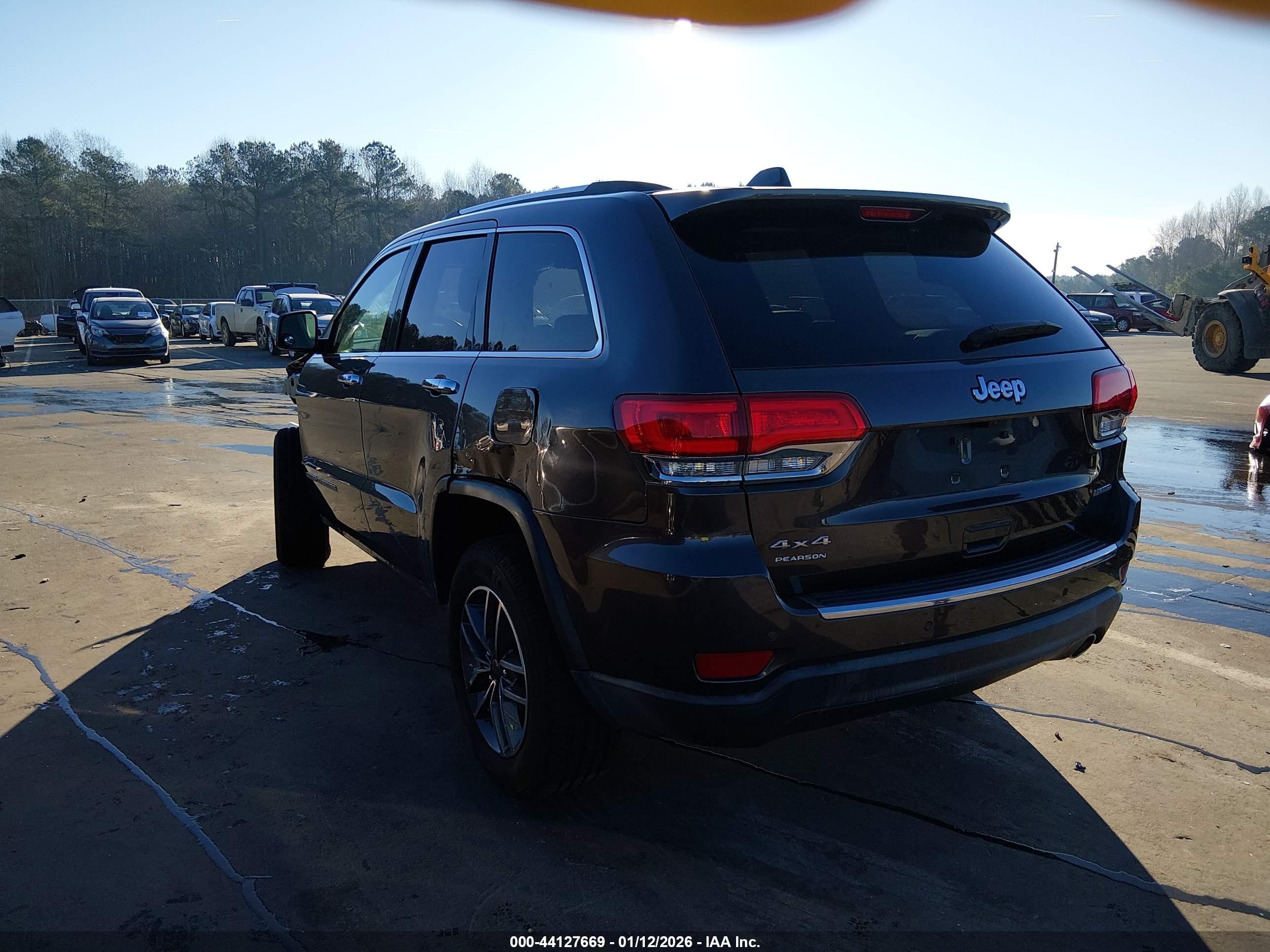 JEEP GRAND image 3