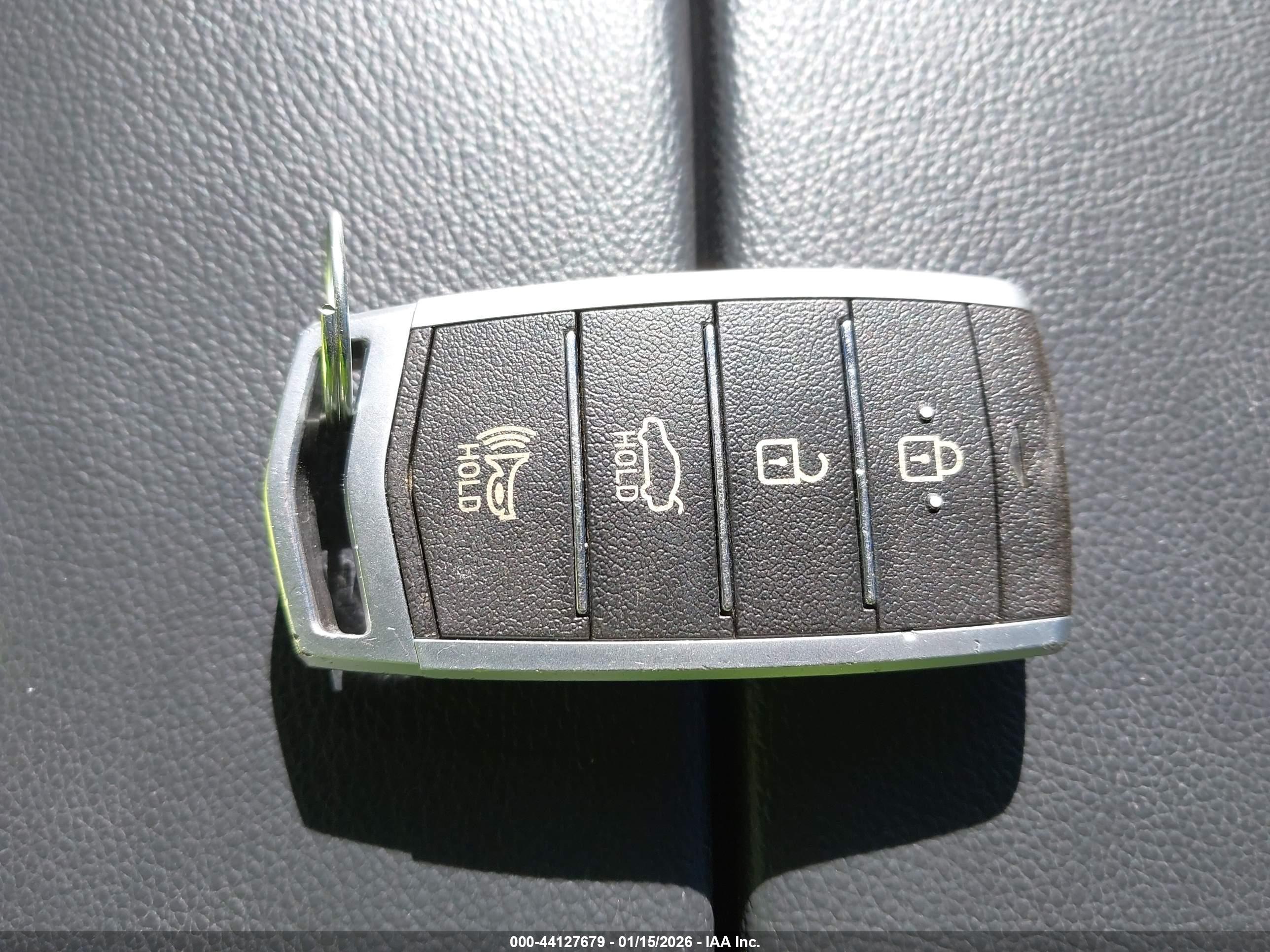 GENESIS G80 image 11