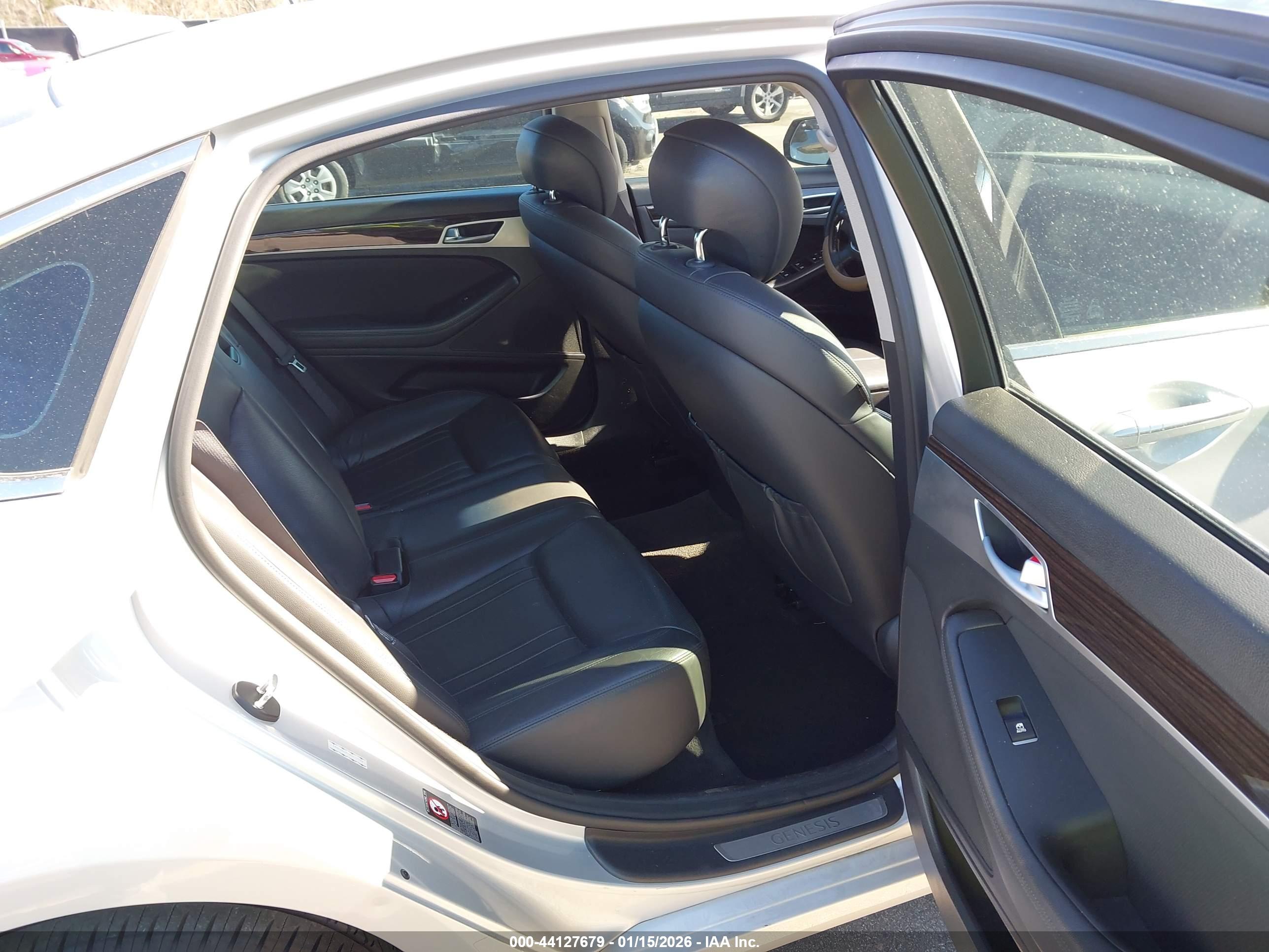 GENESIS G80 image 8