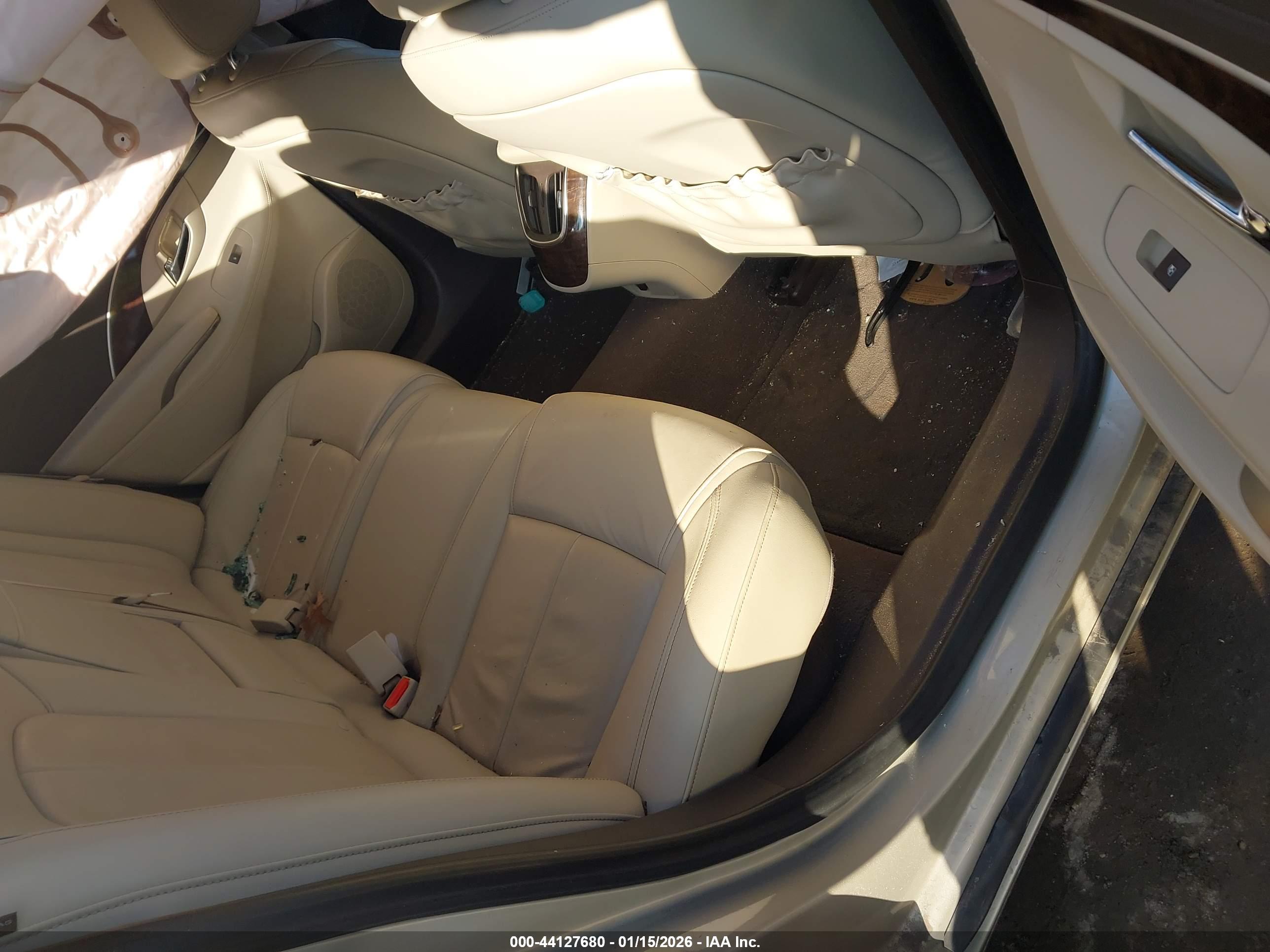 BUICK LACROSSE image 8