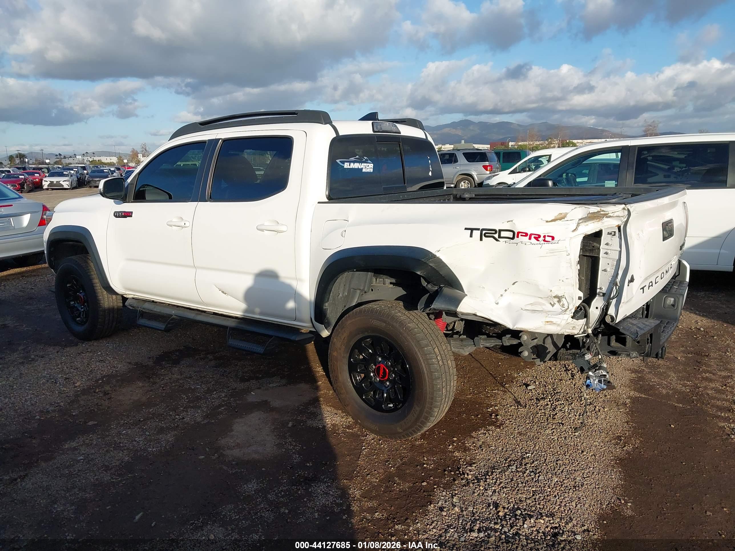 TOYOTA TACOMA image 3