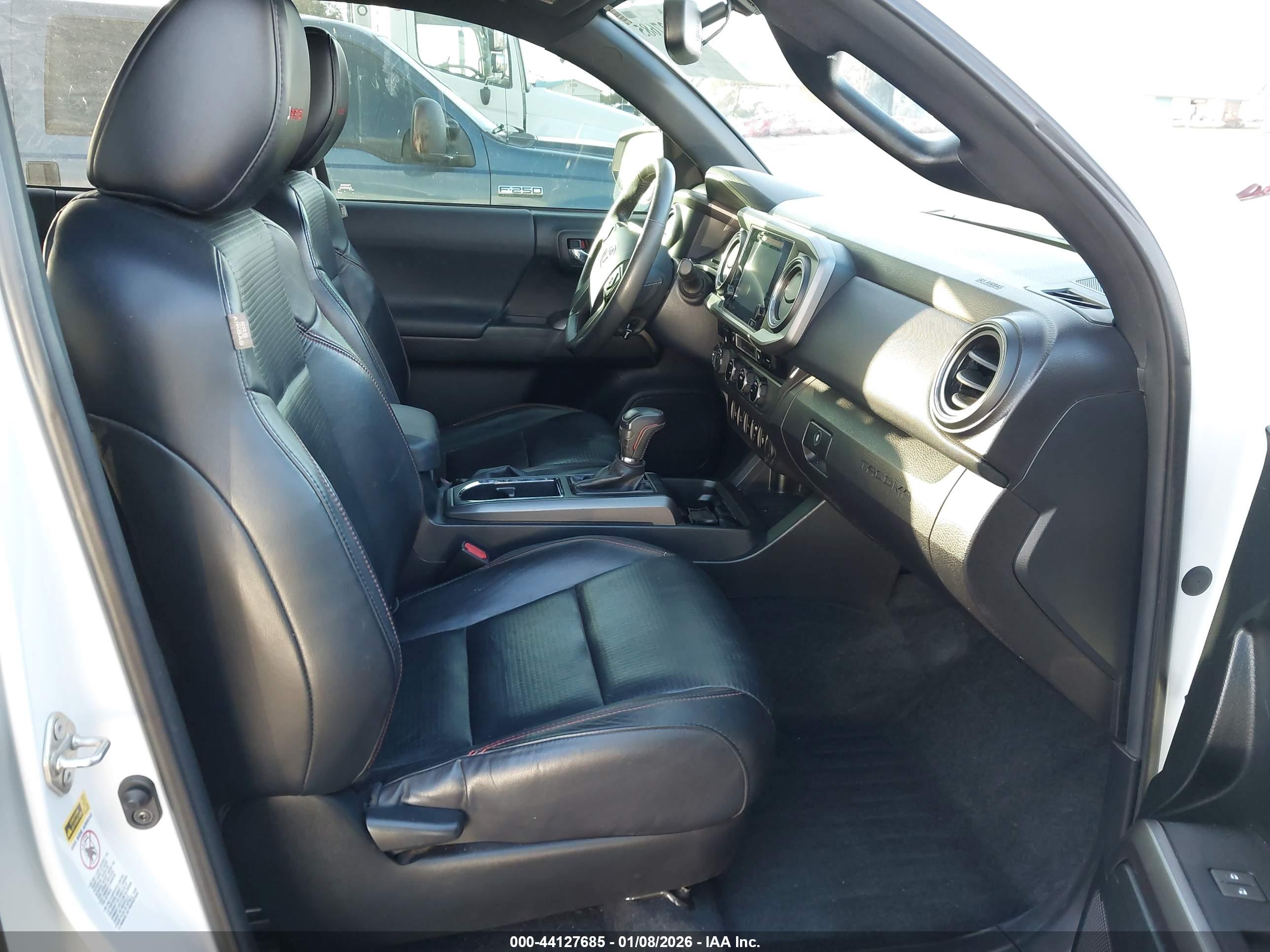 TOYOTA TACOMA image 5