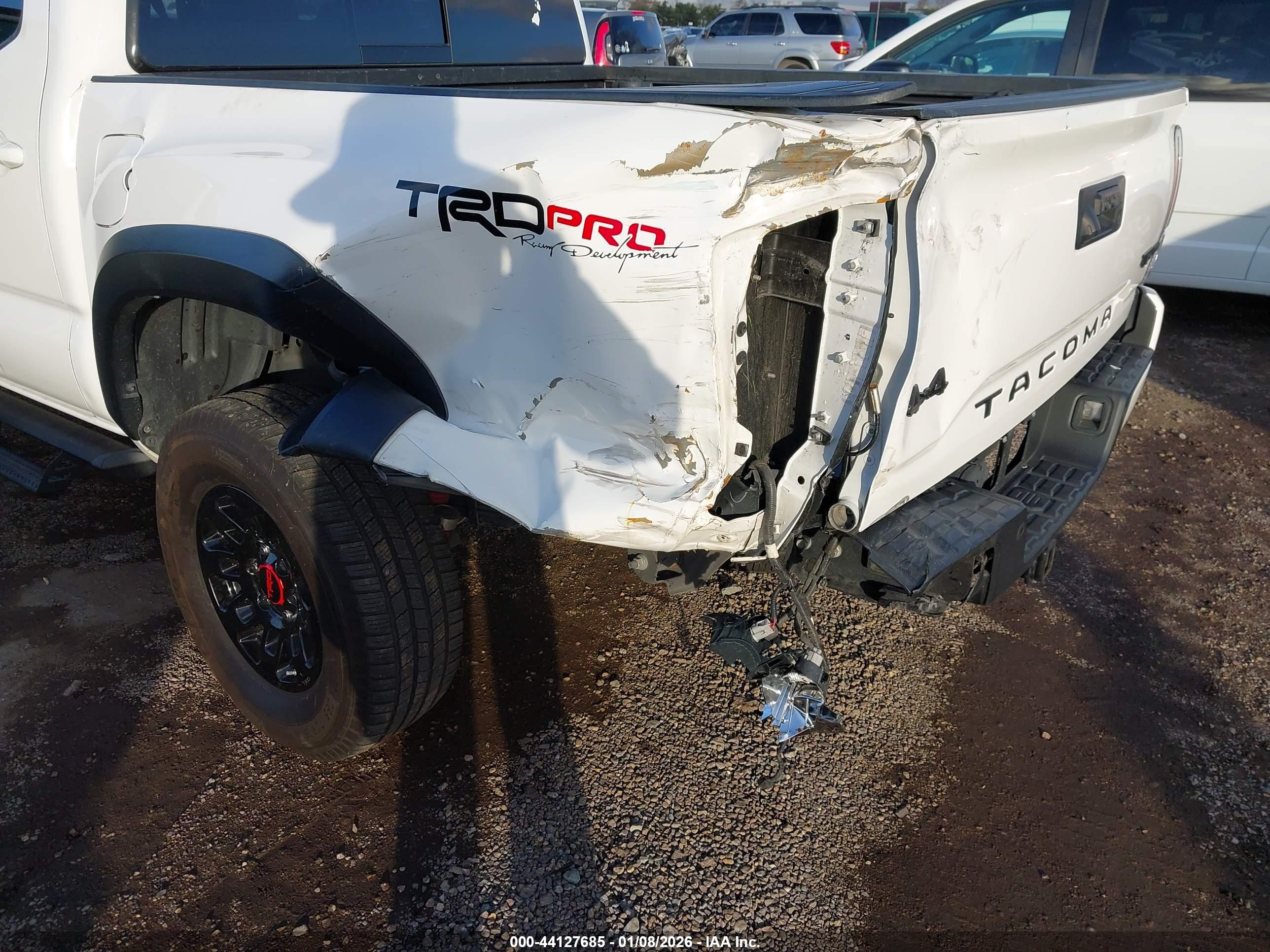 TOYOTA TACOMA image 6