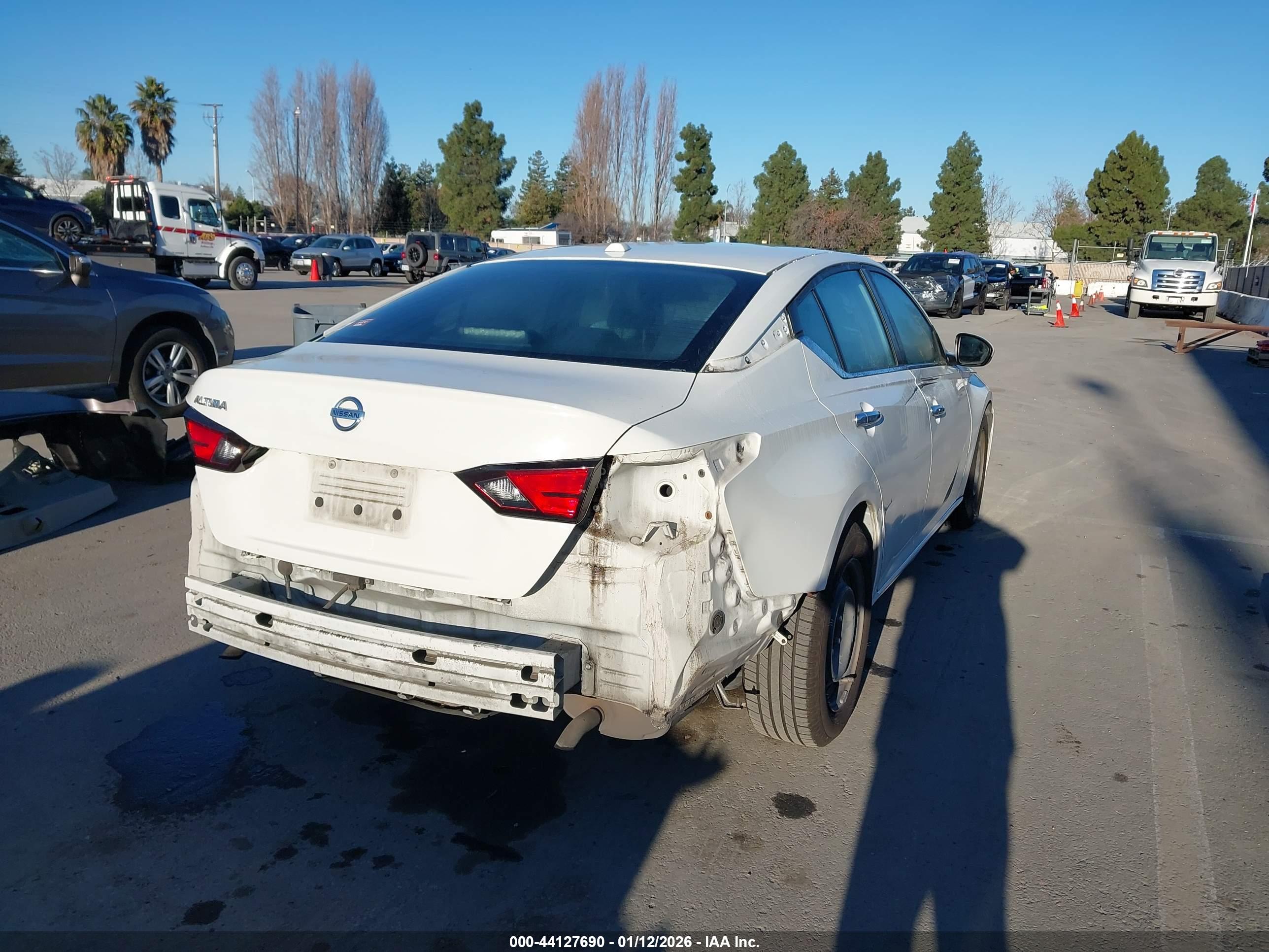 NISSAN ALTIMA image 6