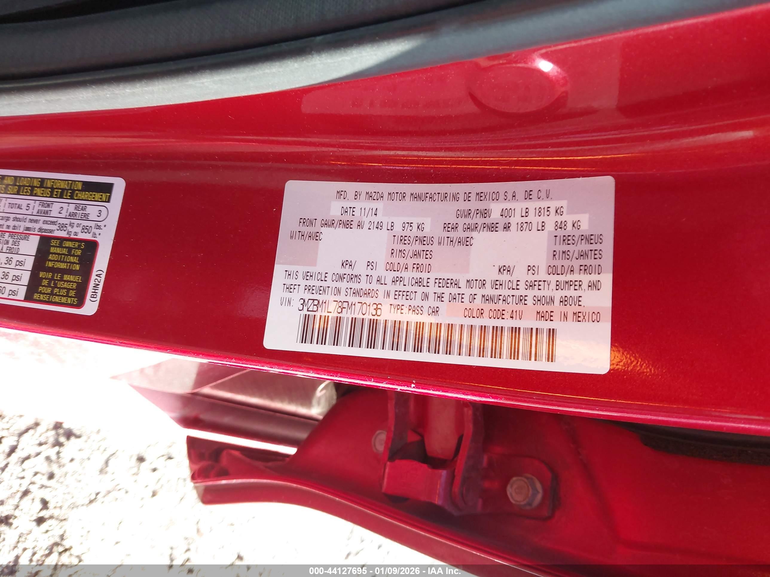 MAZDA 3 image 9
