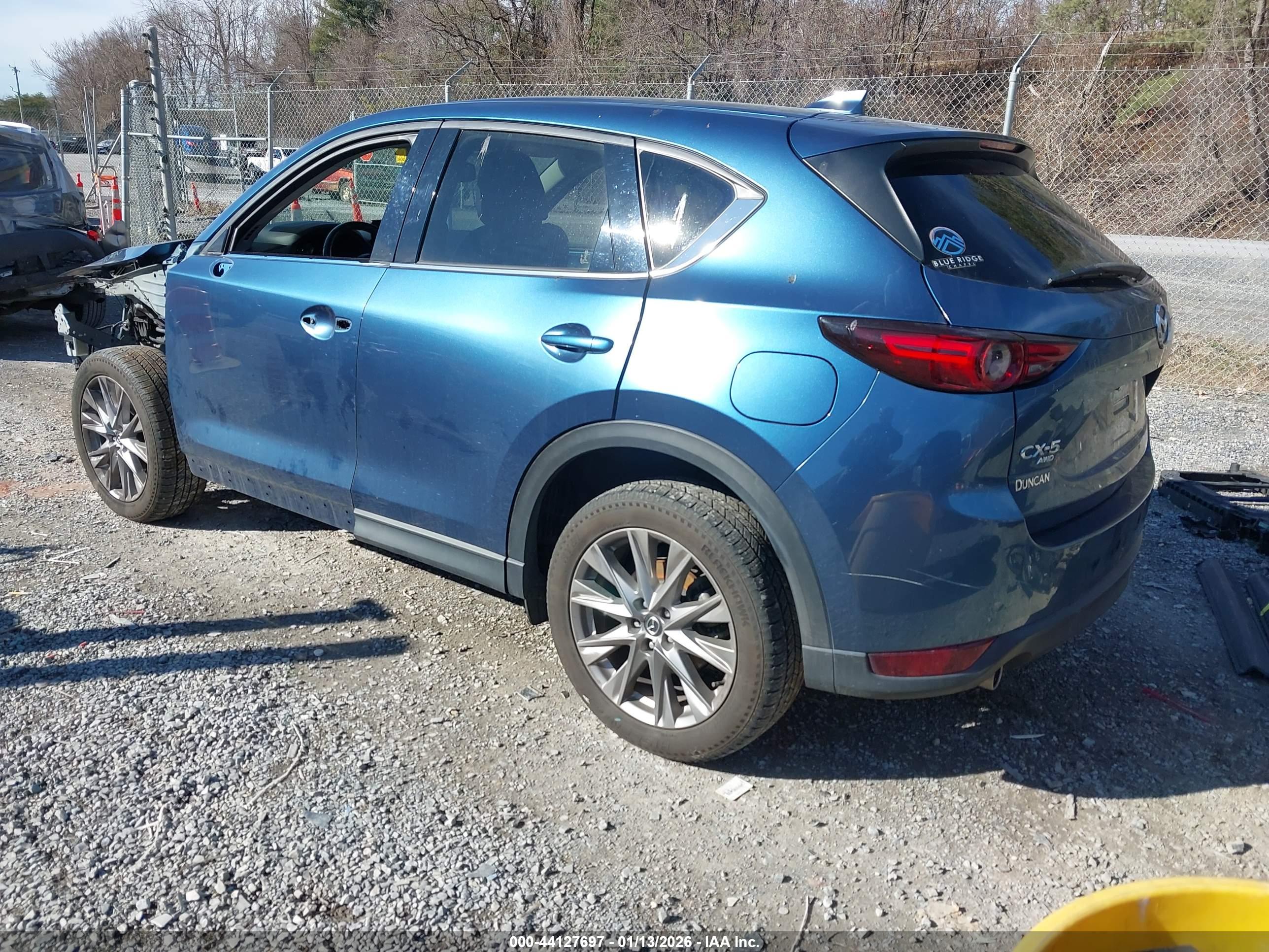 MAZDA CX-5 image 3