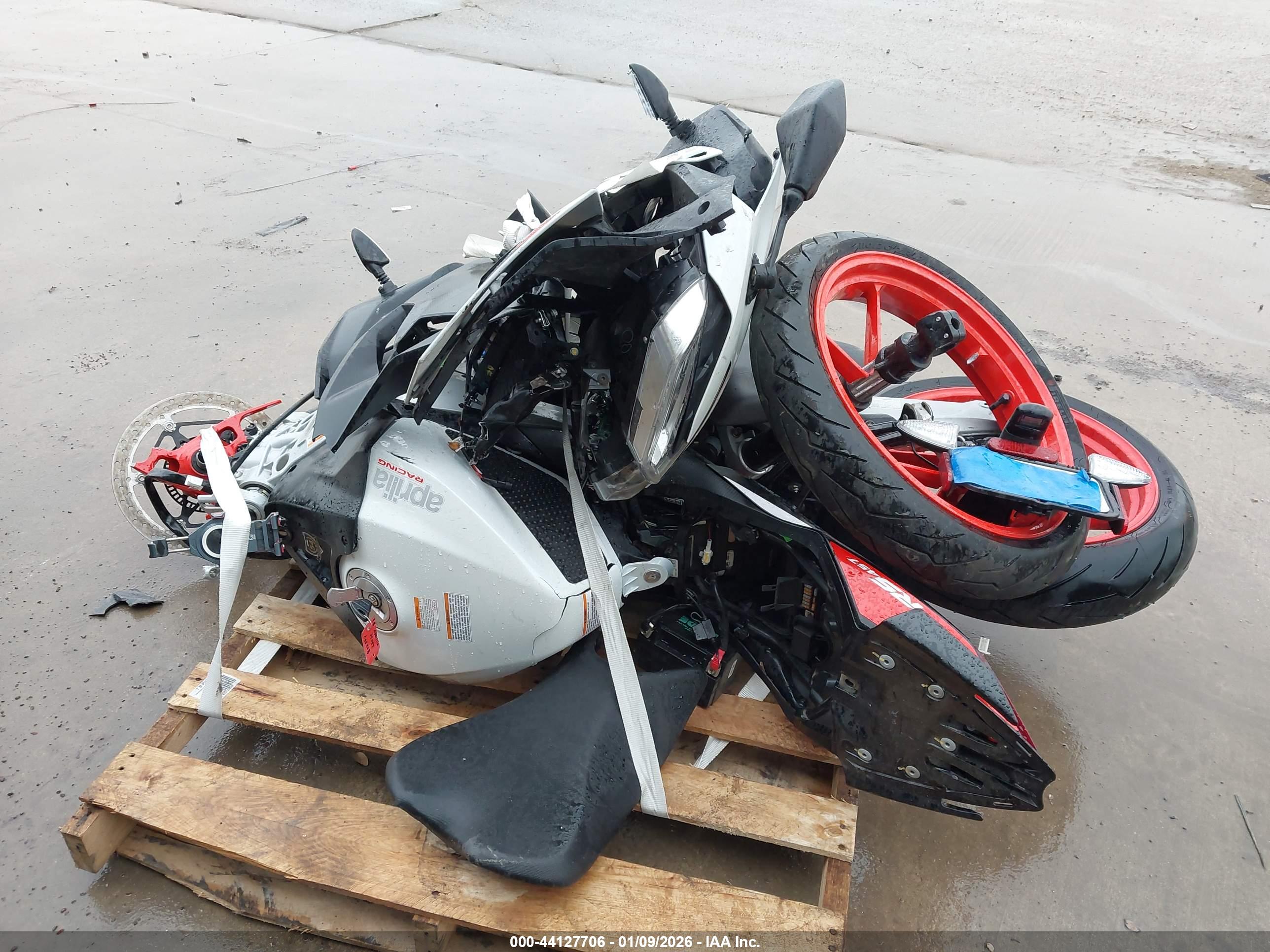 APRILIA RS image 3