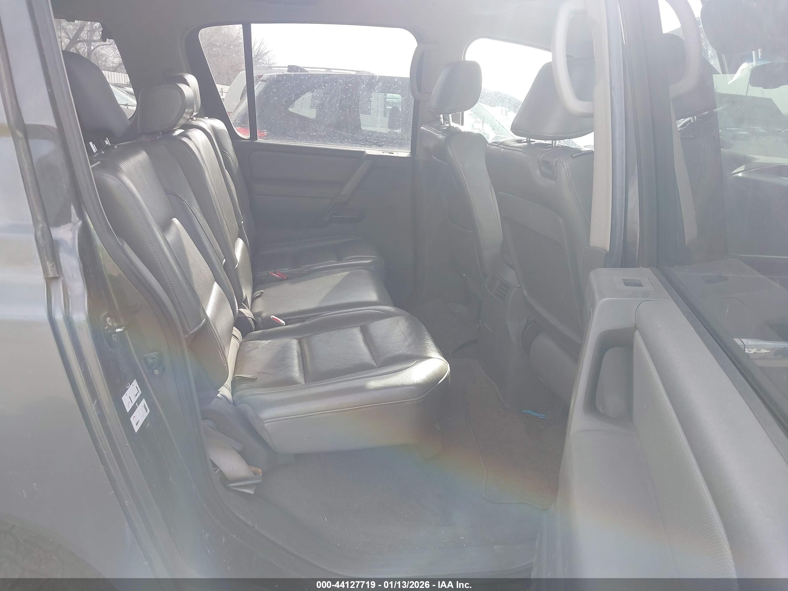 NISSAN ARMADA image 8