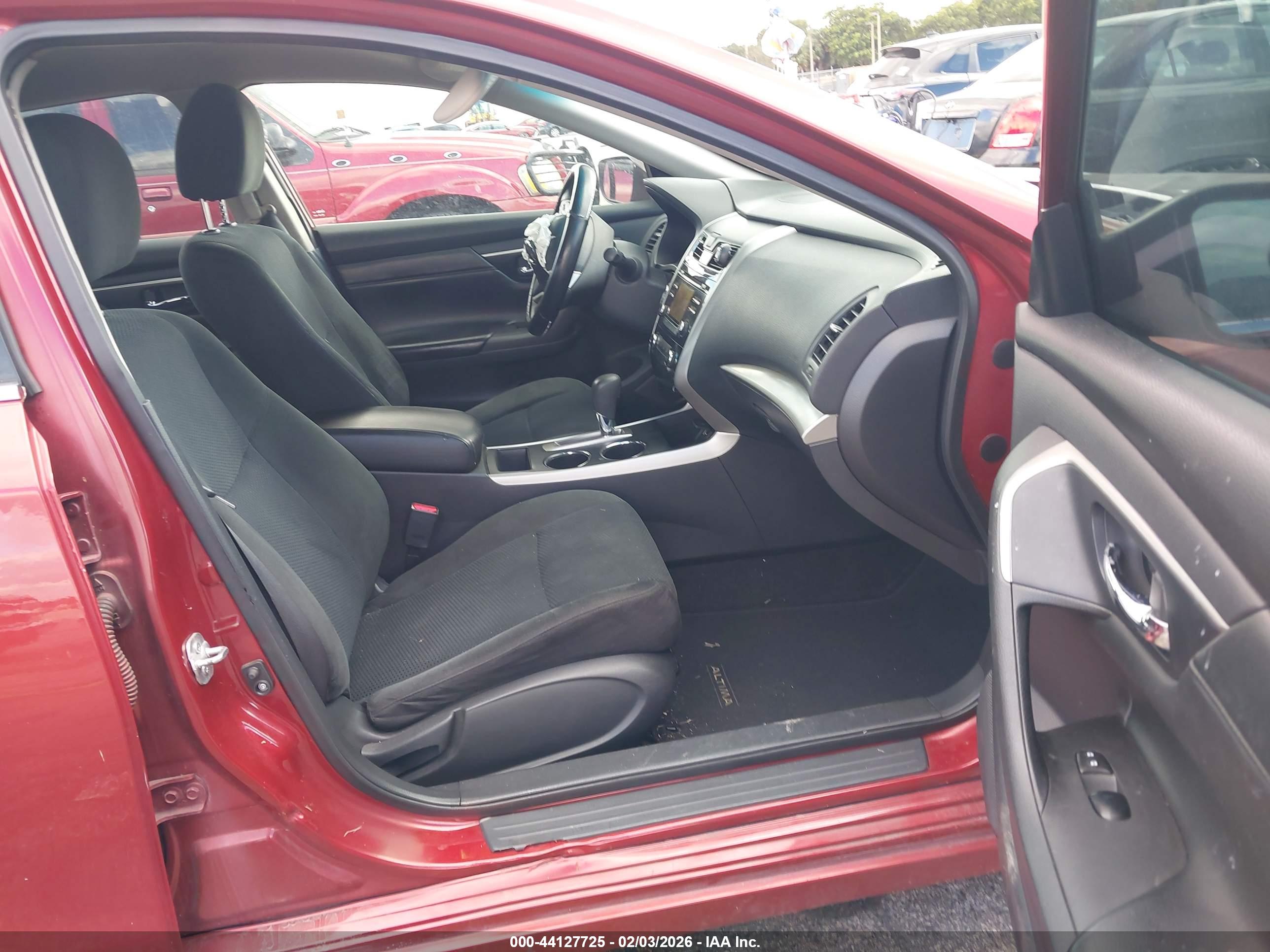 NISSAN ALTIMA image 5