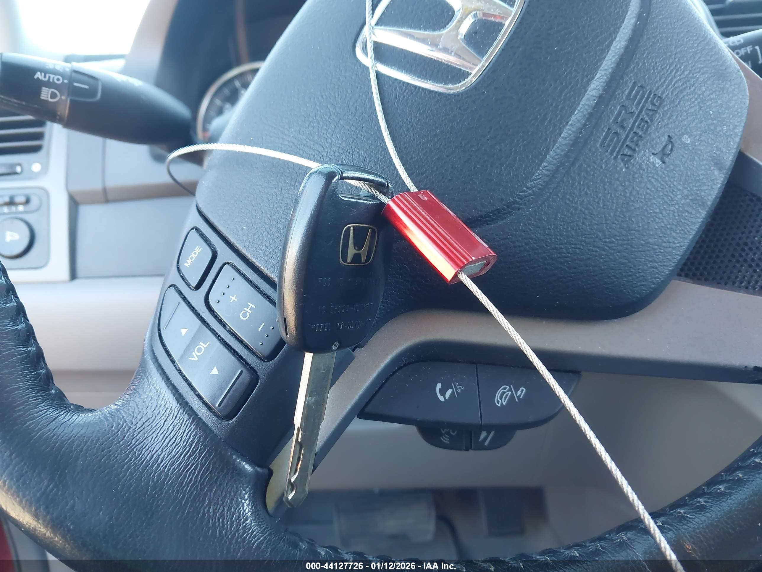 HONDA CR-V image 11