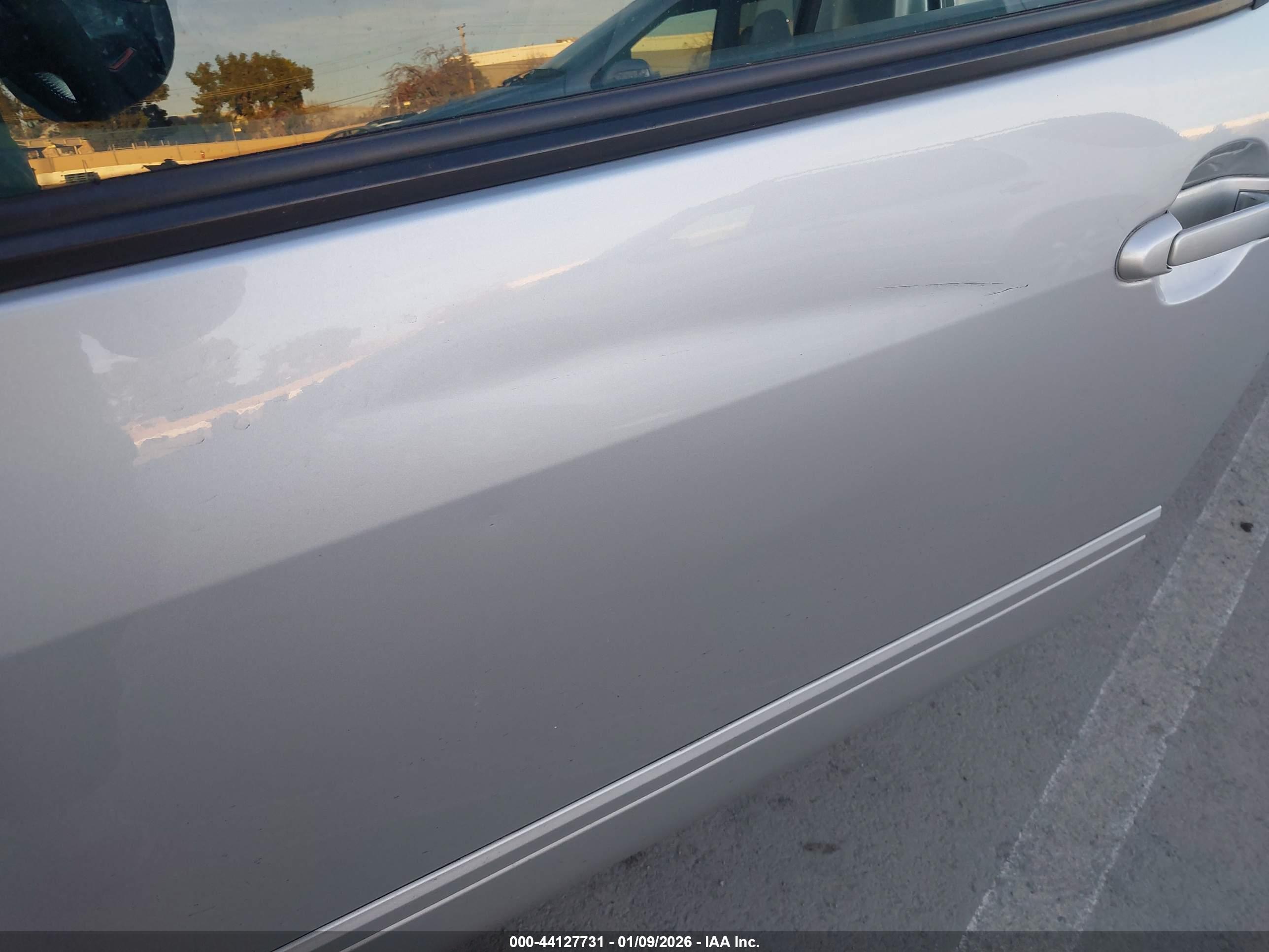TOYOTA SIENNA image 6