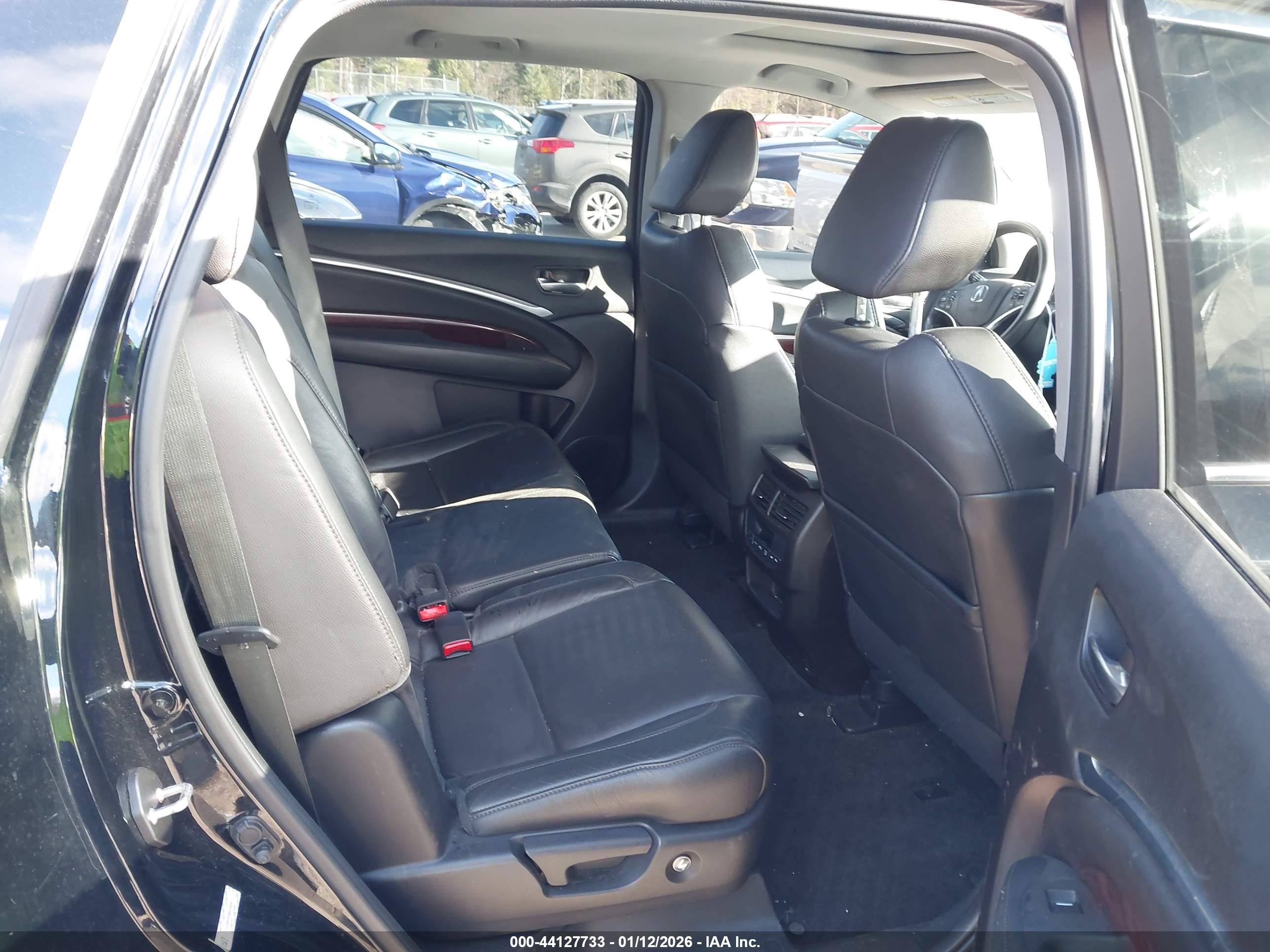 ACURA MDX image 8