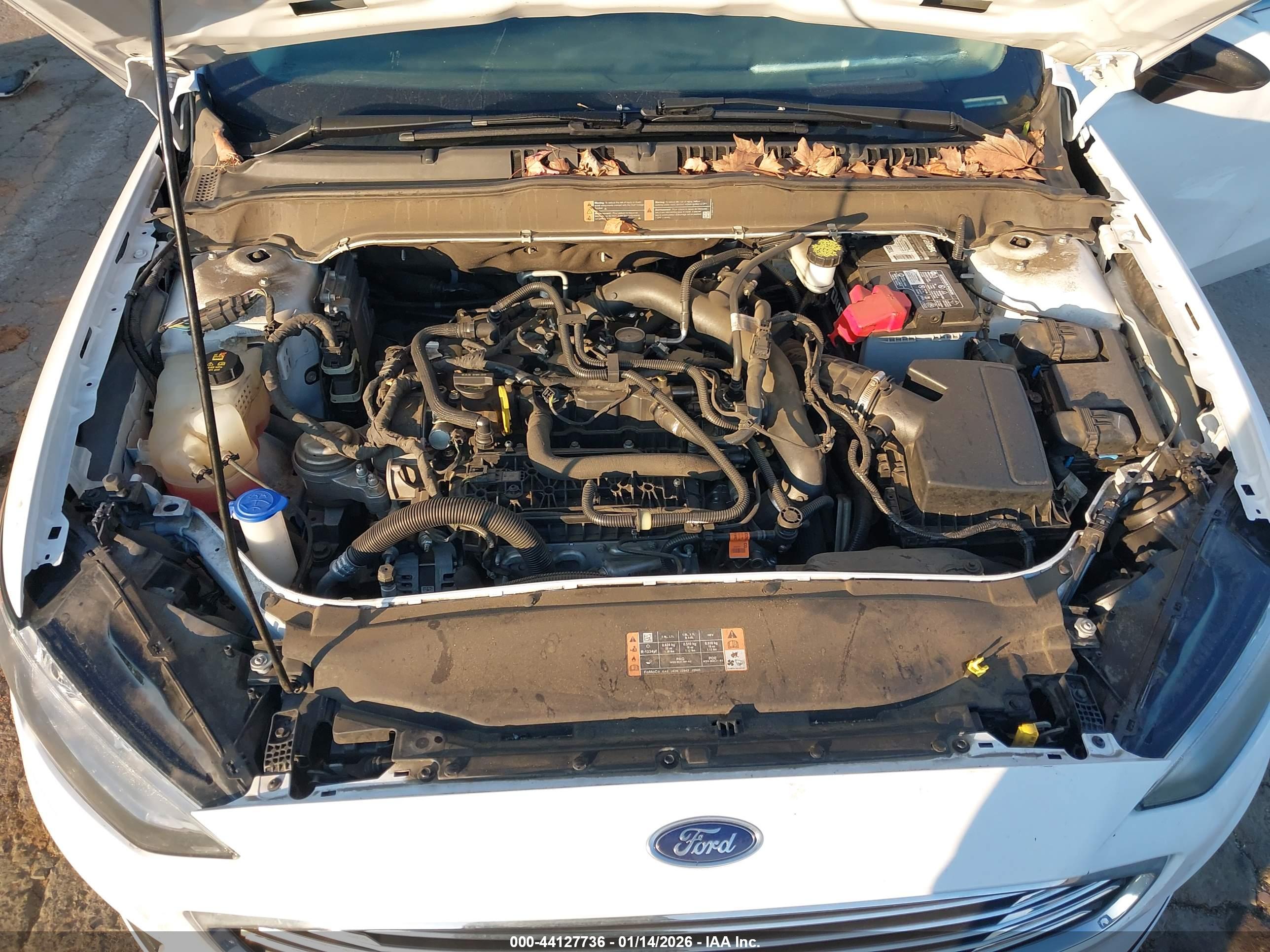 FORD FUSION image 10